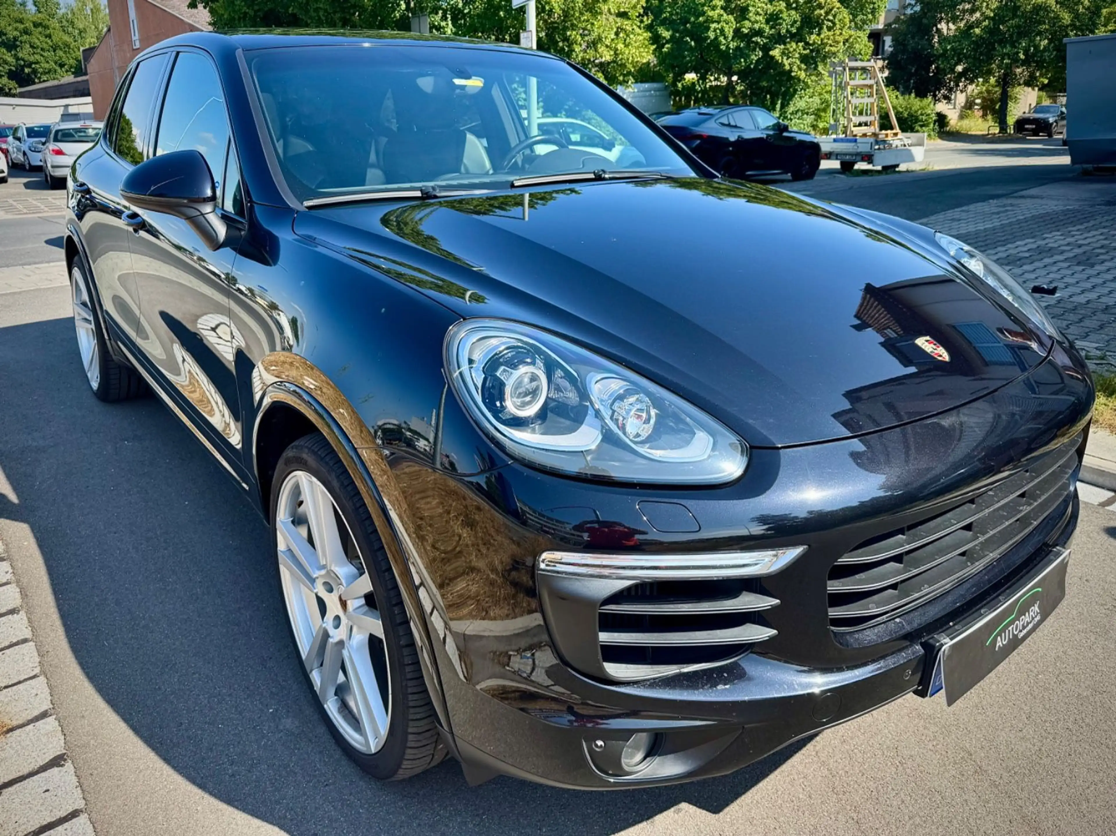 Porsche Cayenne Diesel S/GSD/Memory/4xSHZ/Tempo/Bose/22" — photo 2