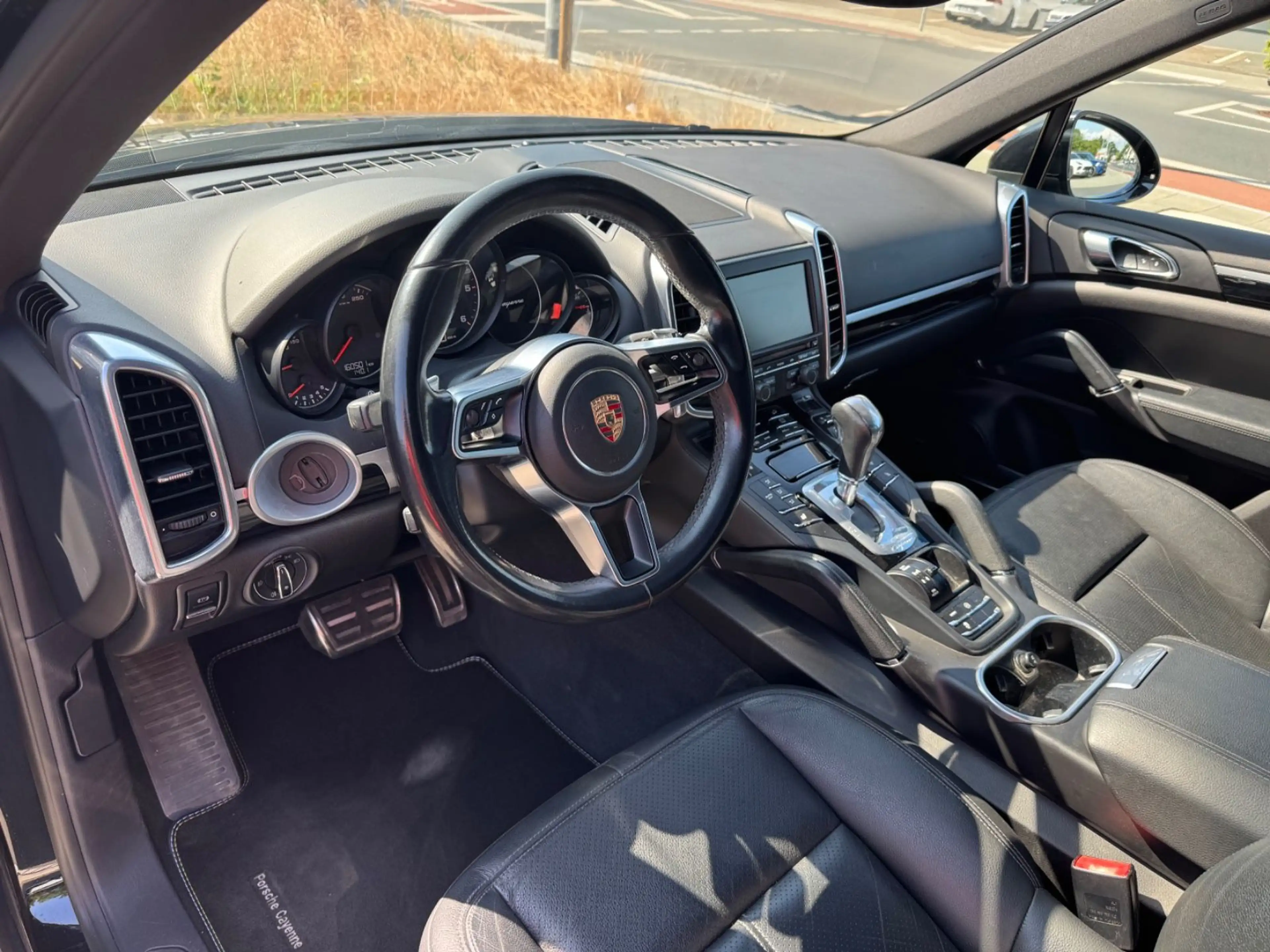 Porsche Cayenne Diesel S/GSD/Memory/4xSHZ/Tempo/Bose/22" — photo 5