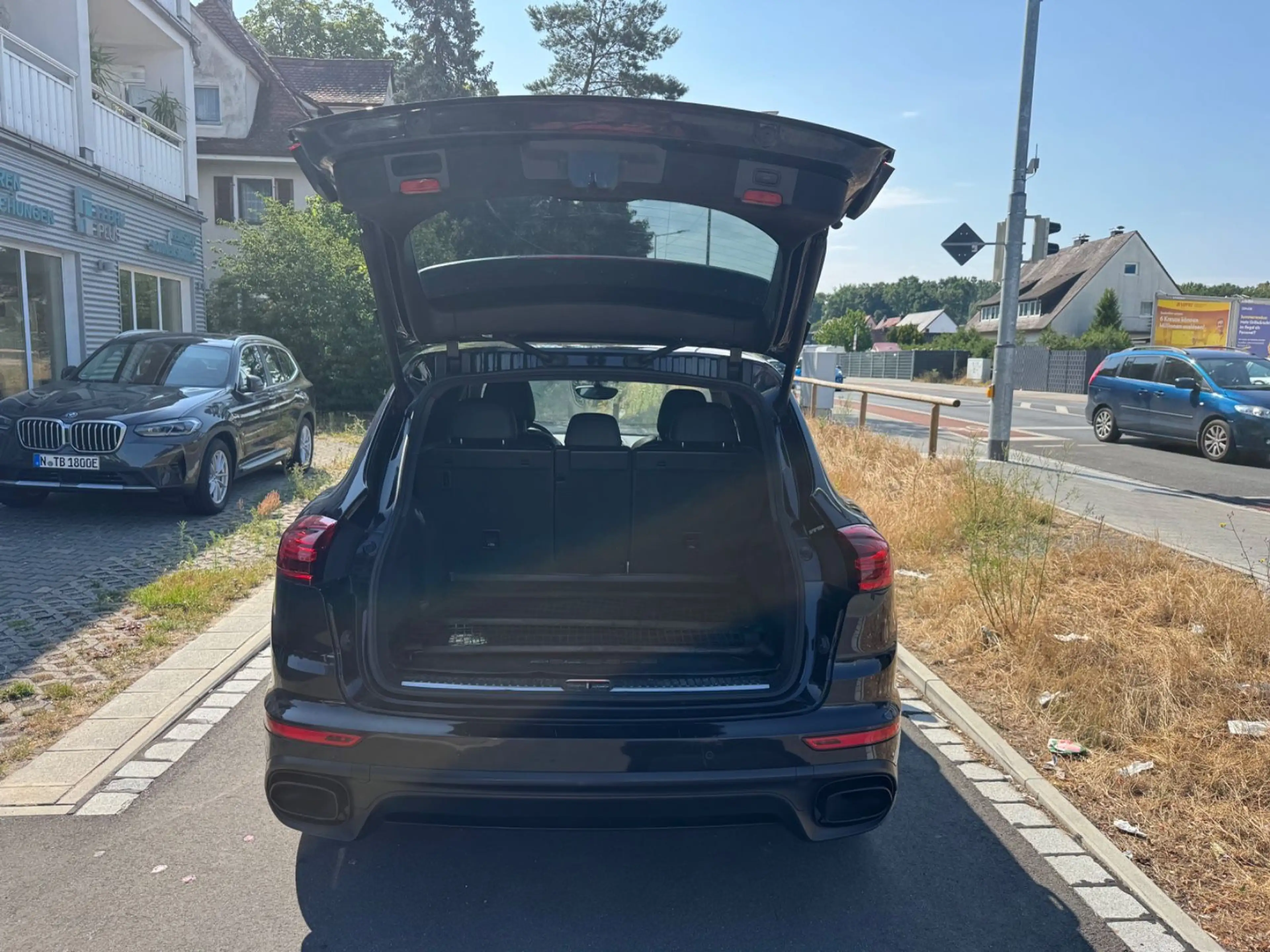 Porsche Cayenne Diesel S/GSD/Memory/4xSHZ/Tempo/Bose/22" — photo 15
