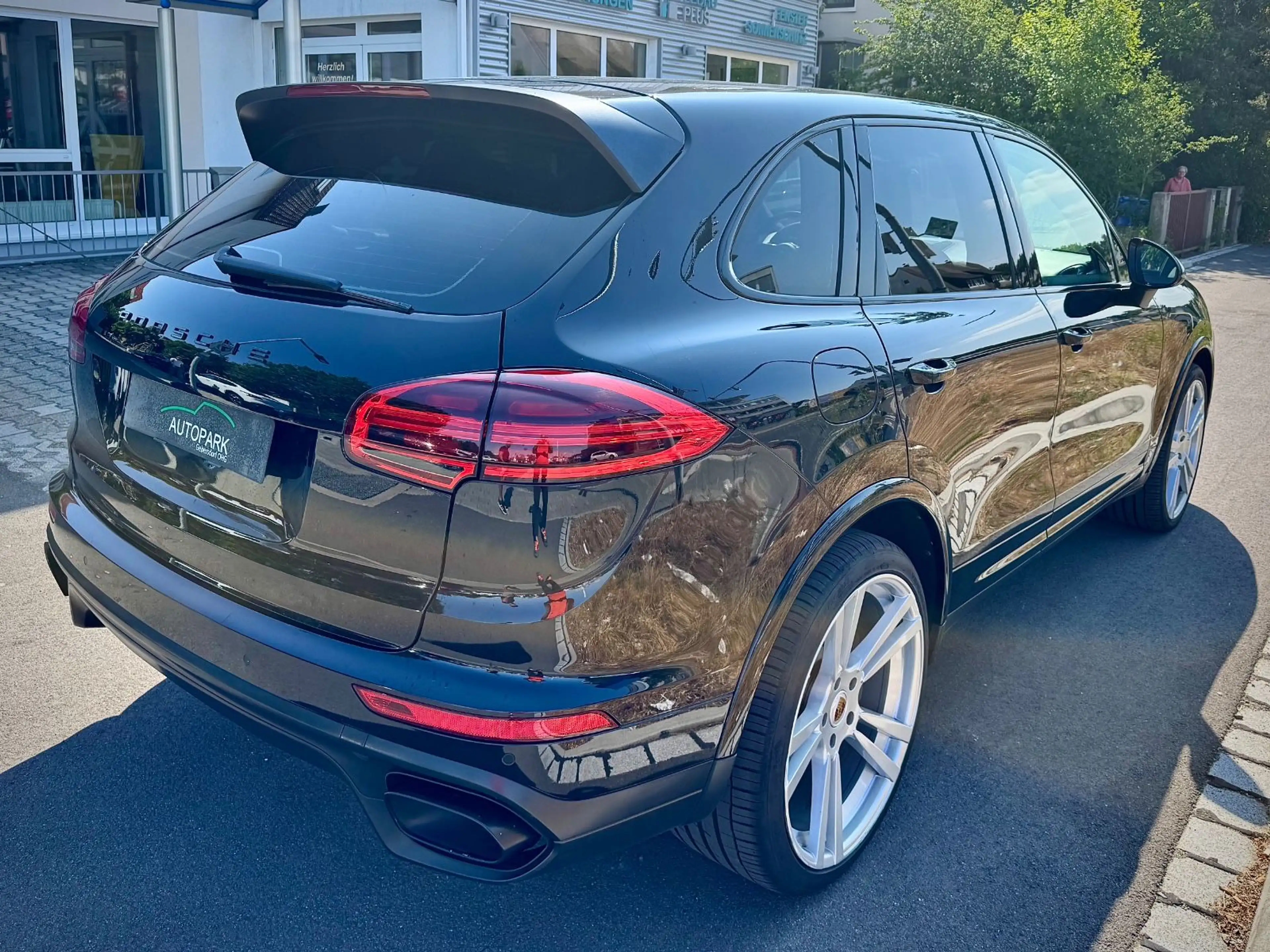 Porsche Cayenne Diesel S/GSD/Memory/4xSHZ/Tempo/Bose/22" — photo 4