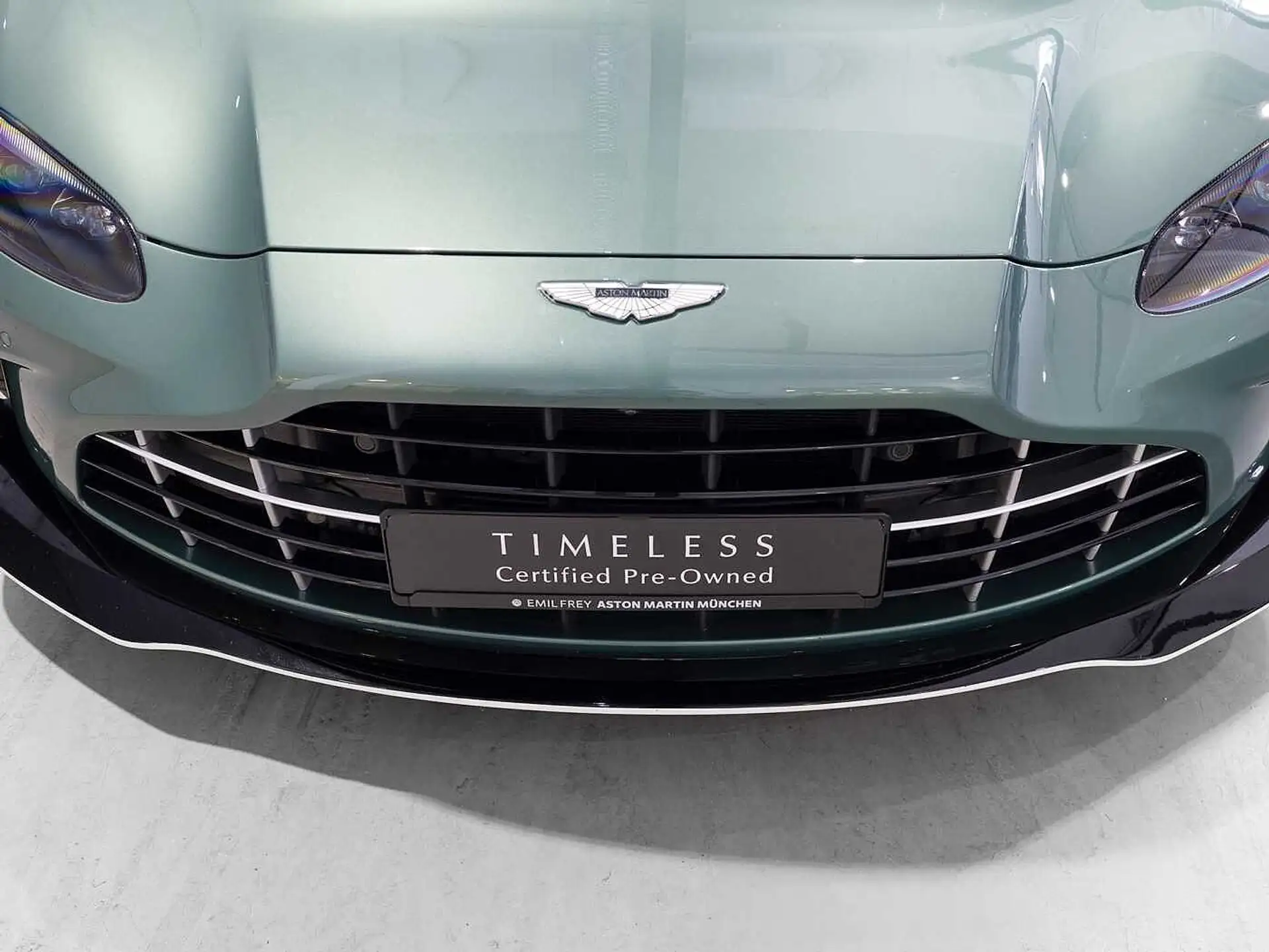 애스턴마틴 밴티지 V12 Vantage Roadster 2023 초록 사진 7