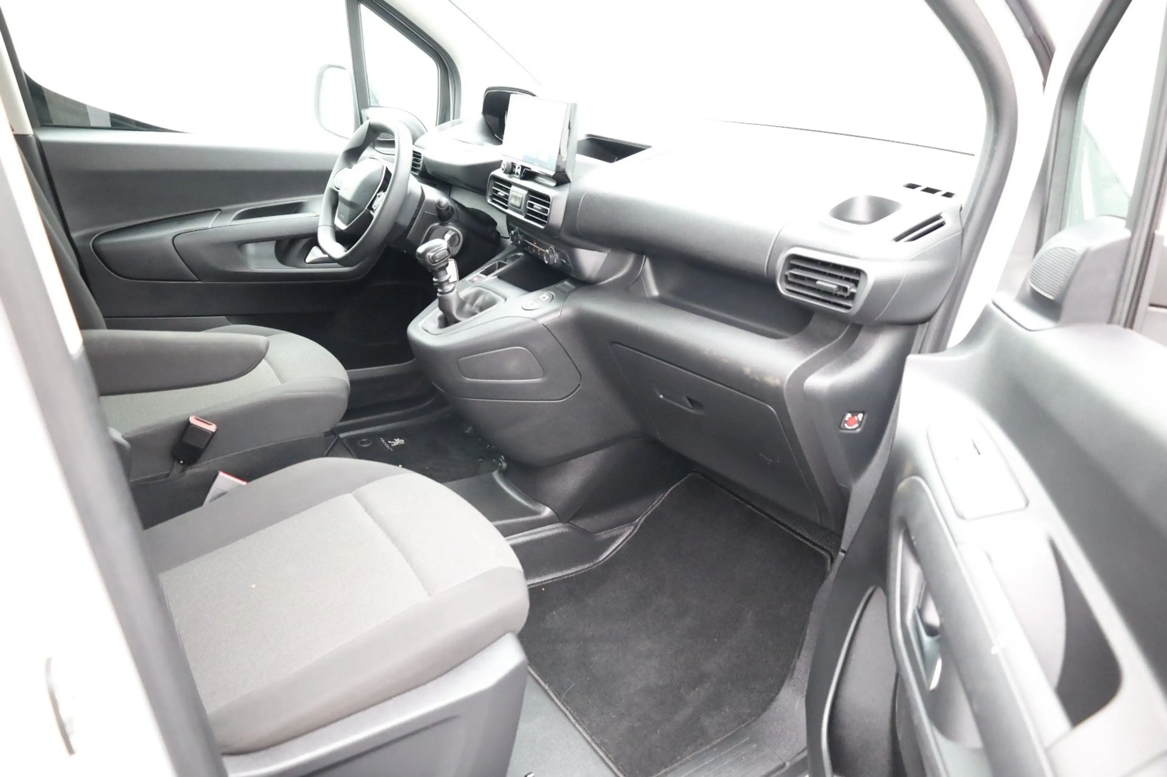 Peugeot Partner 1.5 BlueHDi 100 S&S L1 Trekhaak | Houten Laadvloer — photo 24