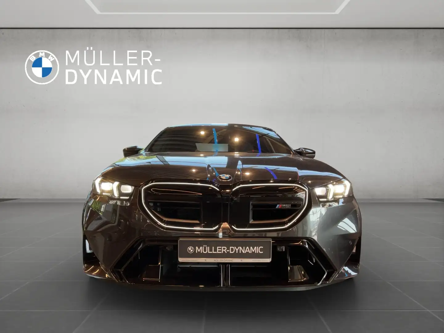 BMW M5 Limousine M DRIVER´S PACKAGE B&W PANO HUD AHK 360° Grau - 2