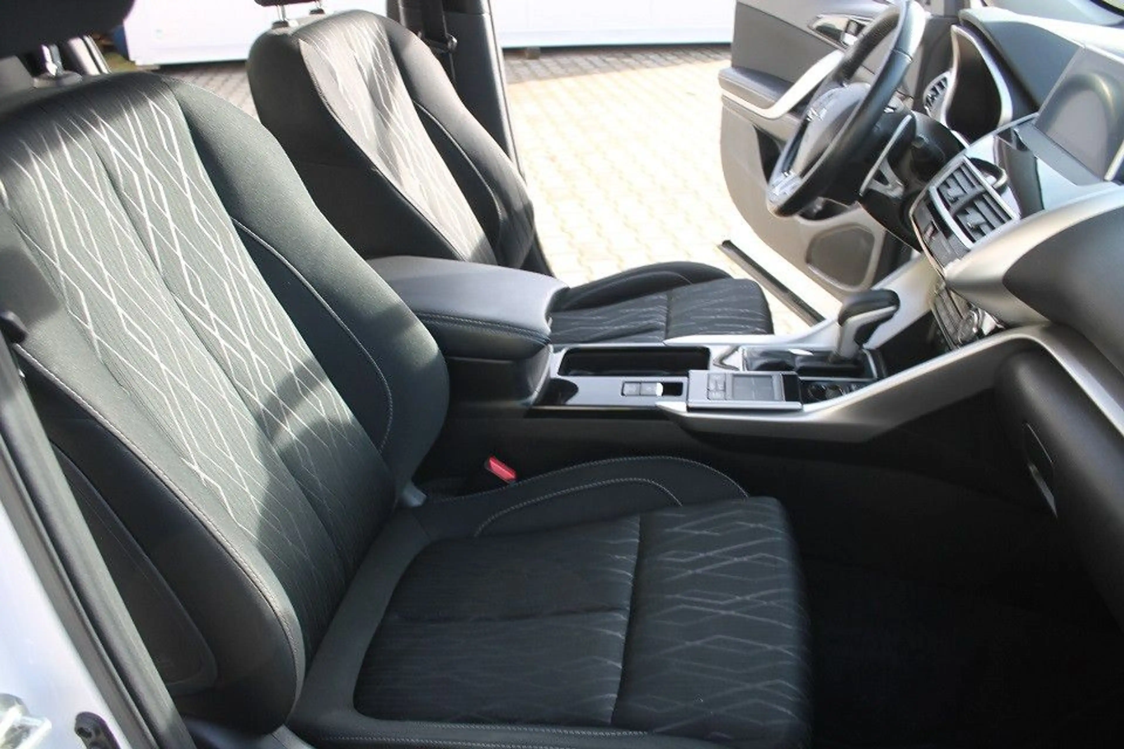 Mitsubishi Eclipse sehr gepfl.,mega Ausst.,Autom.,Finanz. — photo 14