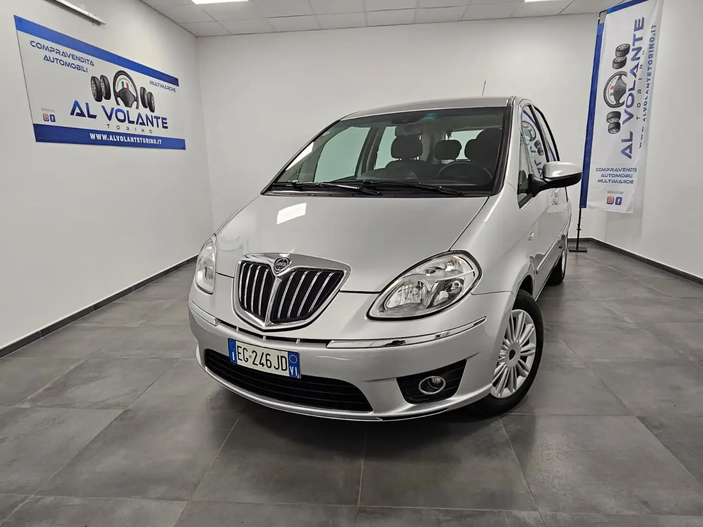 Lancia MUSA Musa 1.4 Diva - PARI AL NUOVO Silber - 1