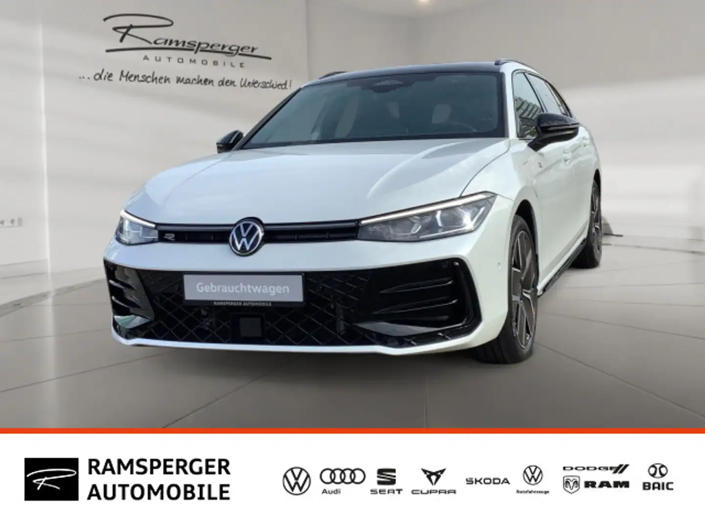 Volkswagen Passat Variant 1.5 TSI DSG R-Line eHybrid AHK Ma Weiß - 1