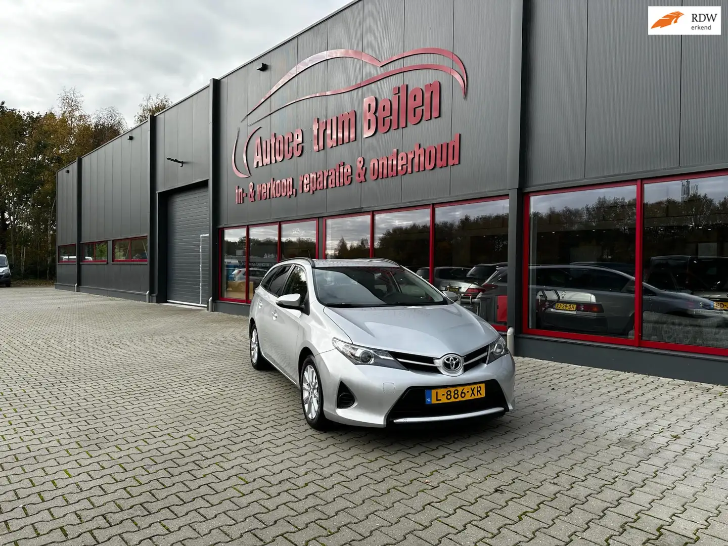 Toyota Auris 1.3 Aspiration / Eerste Eigenaar/ Trekhaak / Clima Gris - 1