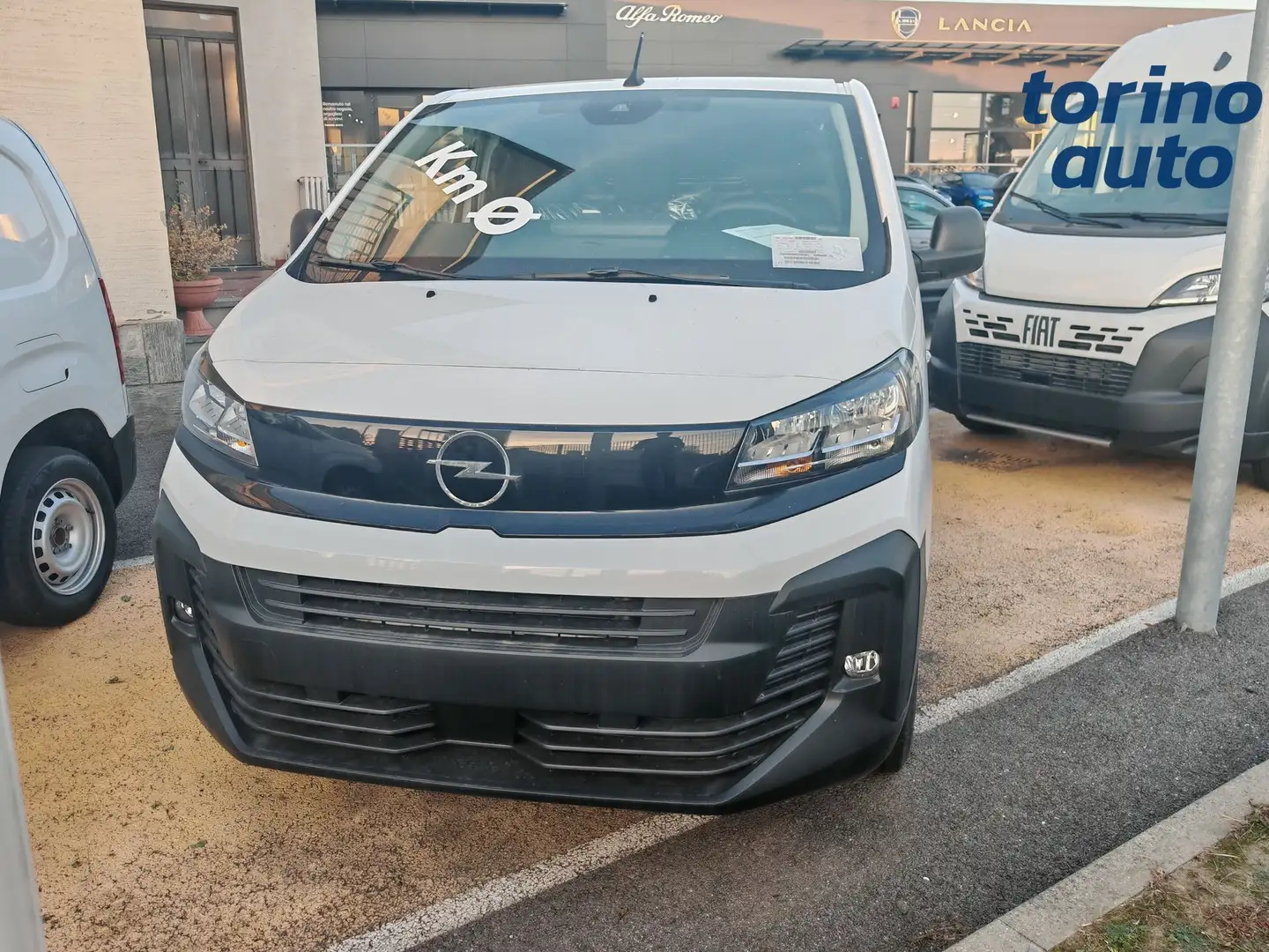 Opel Vivaro Vivaro 1.5 Diesel 120CV S&S PL-TN M Furgone Blanc - 2