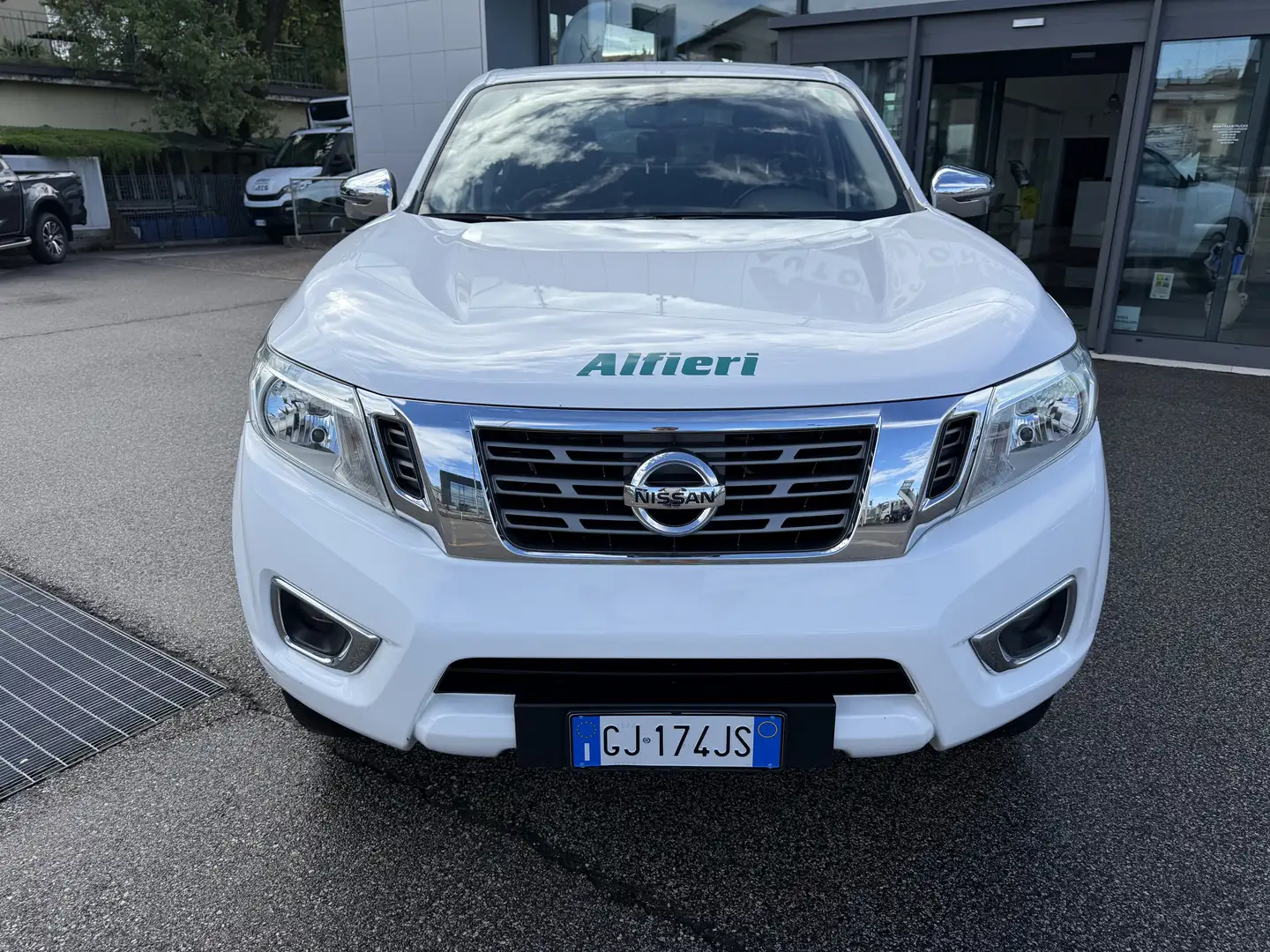 Nissan Navara Navara 2.3dci d.cabN-Connecta 4wd 163cv my19Gancio Bianco - 2