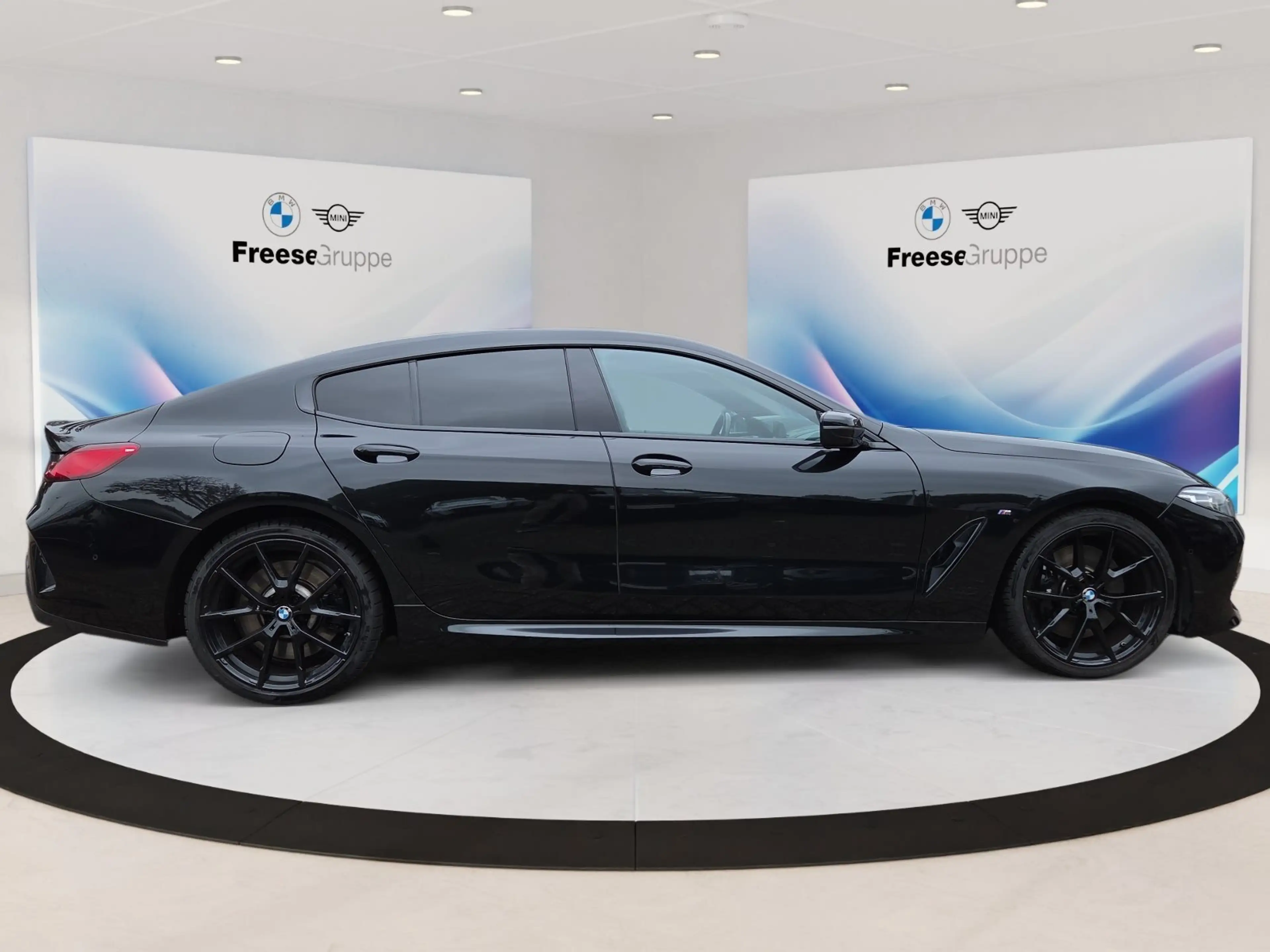 BMW 840 i HEAD-UP PANO RFK HIFI LORDOSE SPORTSITZE — photo 7