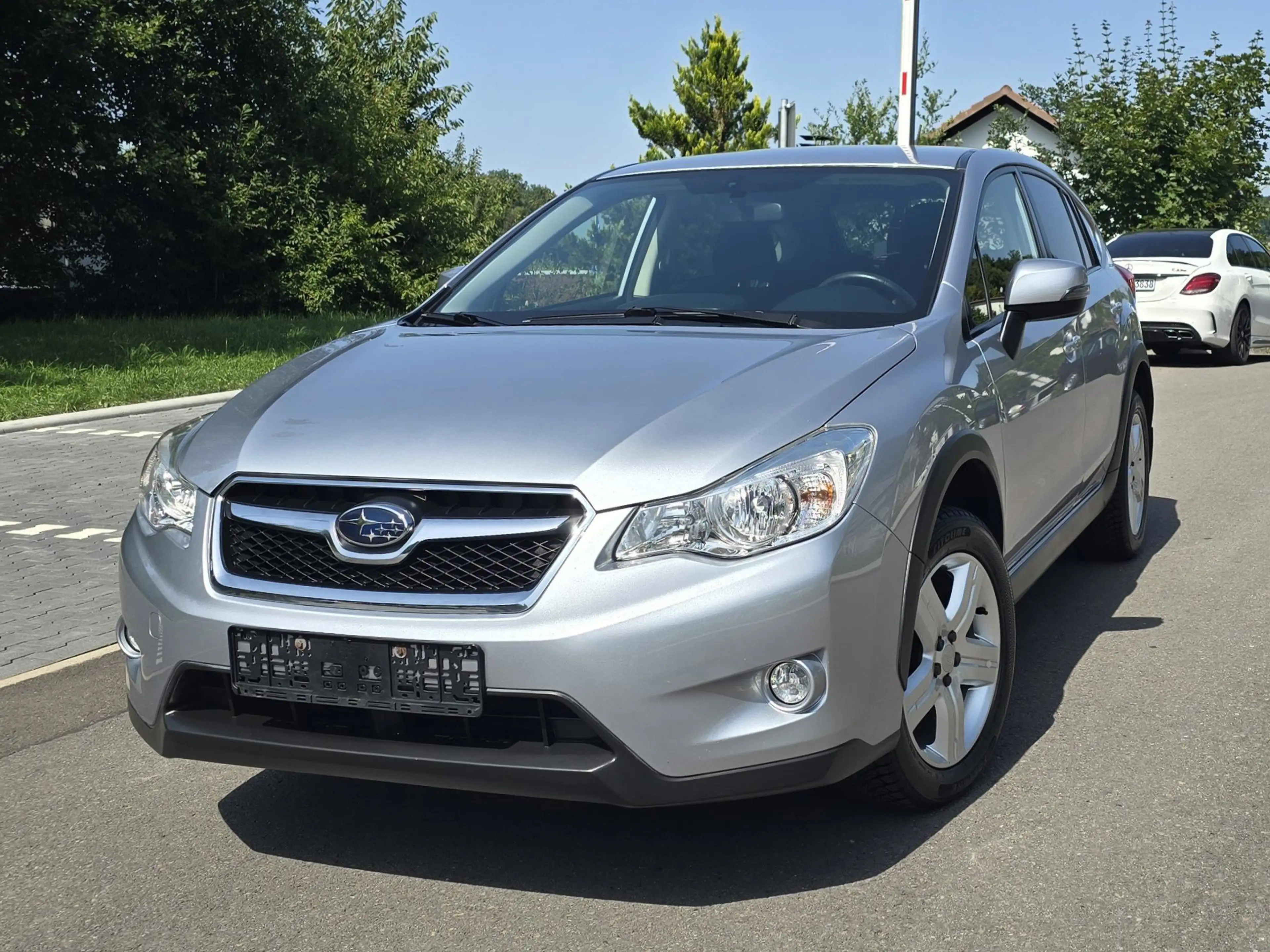 Subaru XV 1.6i, Tüv Neu, AHK,Klima,R.fahrkamera,8Fach ber — photo 10
