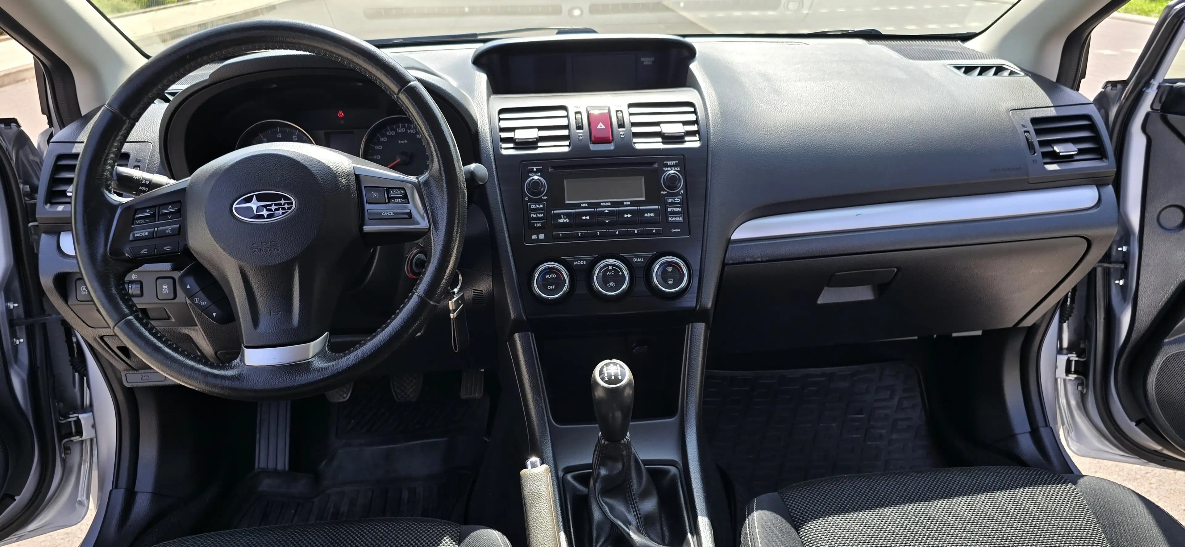 Subaru XV 1.6i, Tüv Neu, AHK,Klima,R.fahrkamera,8Fach ber — photo 13