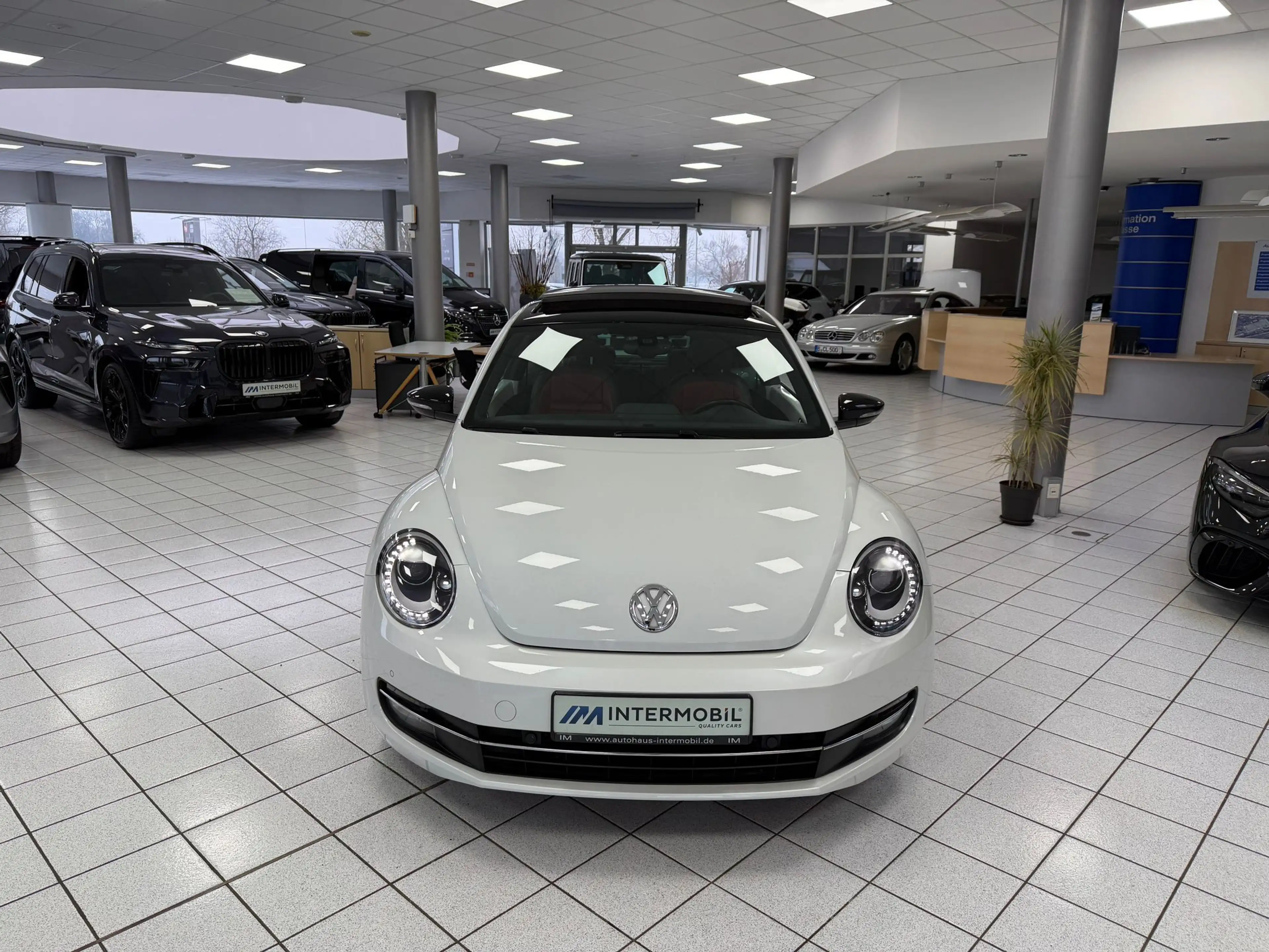 Volkswagen Beetle Sport 2.0 TSI*Leder*Bi-Xenon*PANO*MP3*ALS — photo 2