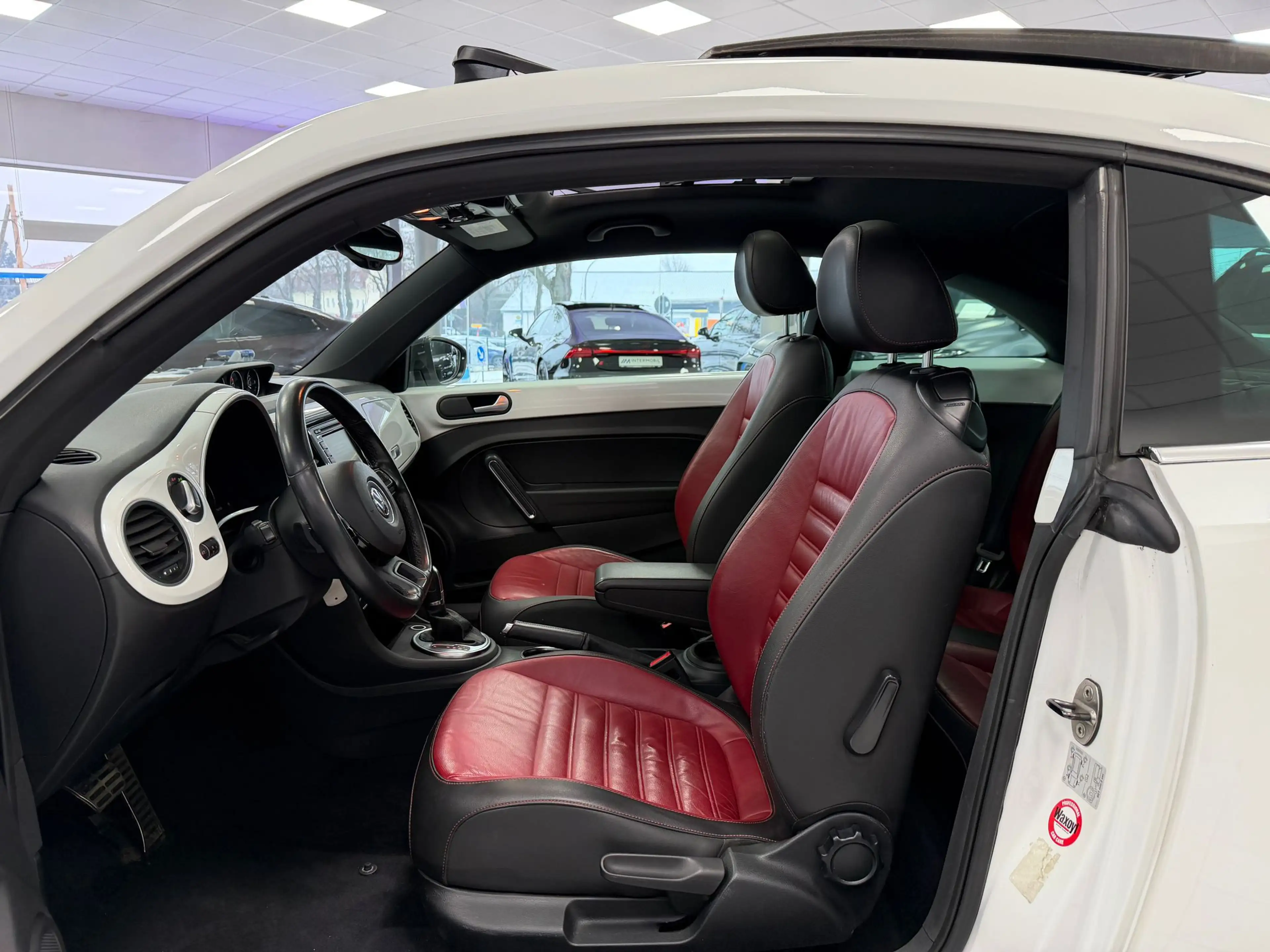 Volkswagen Beetle Sport 2.0 TSI*Leder*Bi-Xenon*PANO*MP3*ALS — photo 10