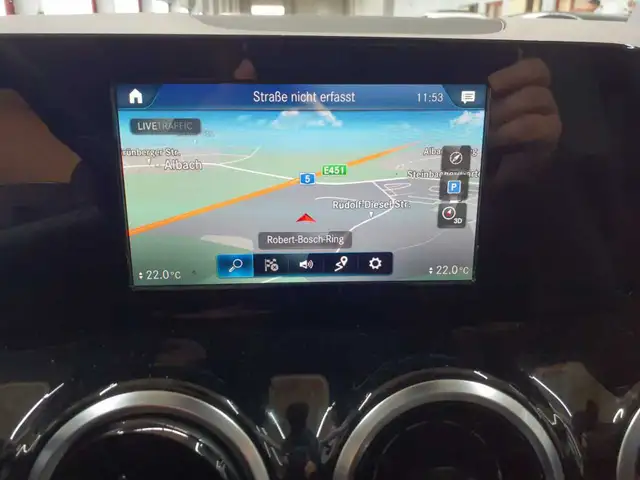 Mercedes-Benz B-Class view 12