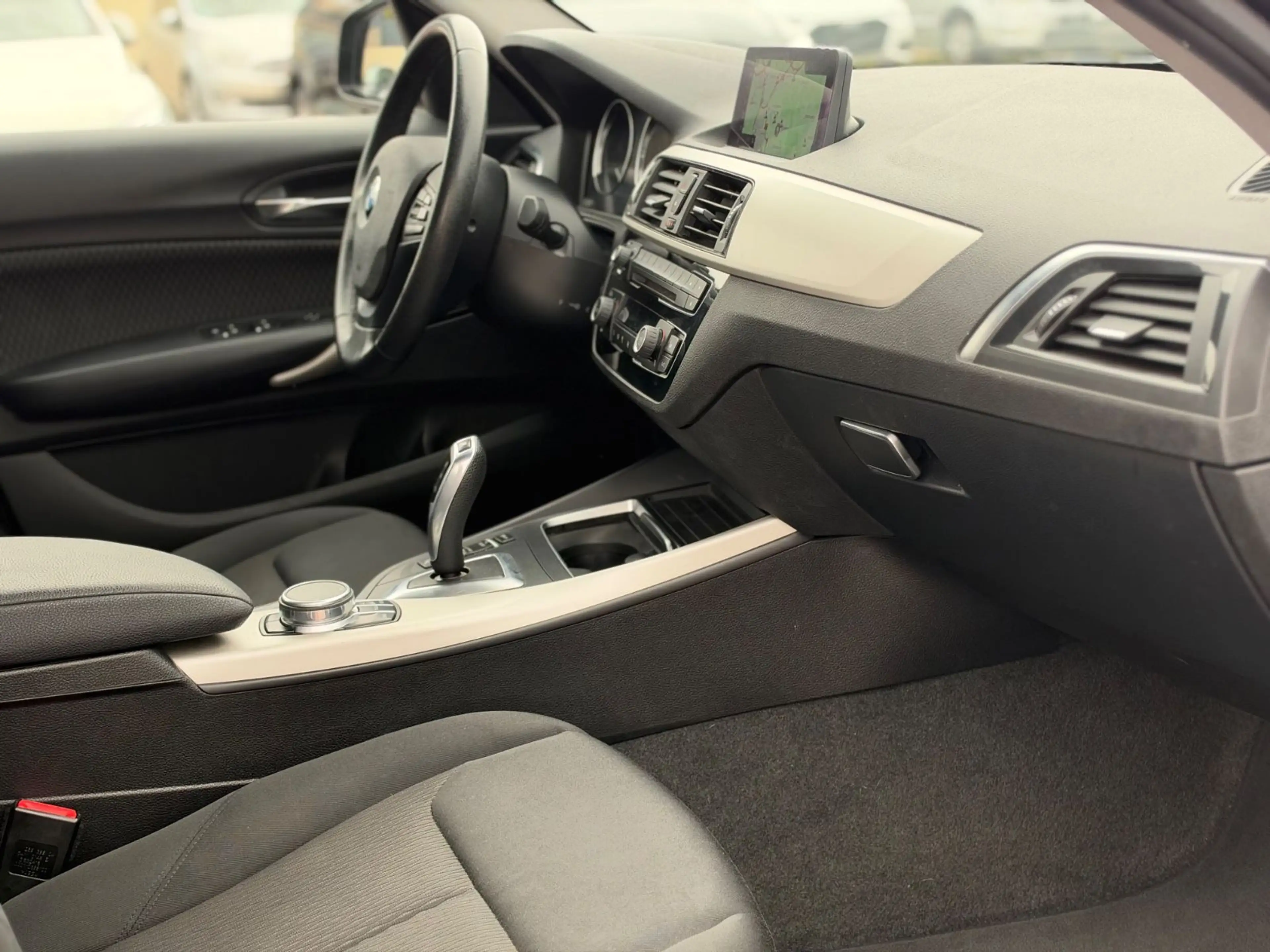 BMW 120 d 5-trg. Advantage *Business*LED*SHZ*PDC* — photo 12
