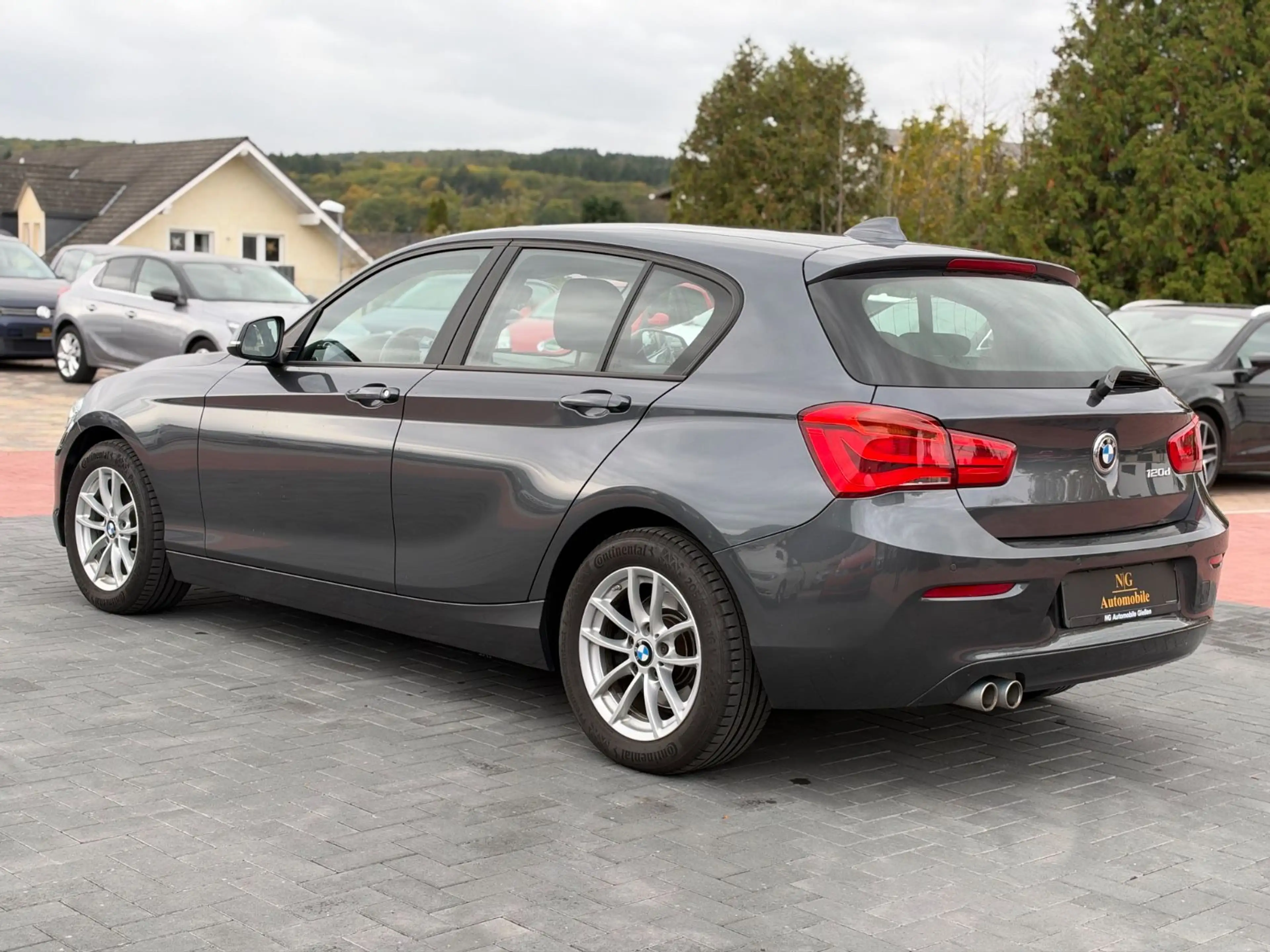BMW 120 d 5-trg. Advantage *Business*LED*SHZ*PDC* — photo 7