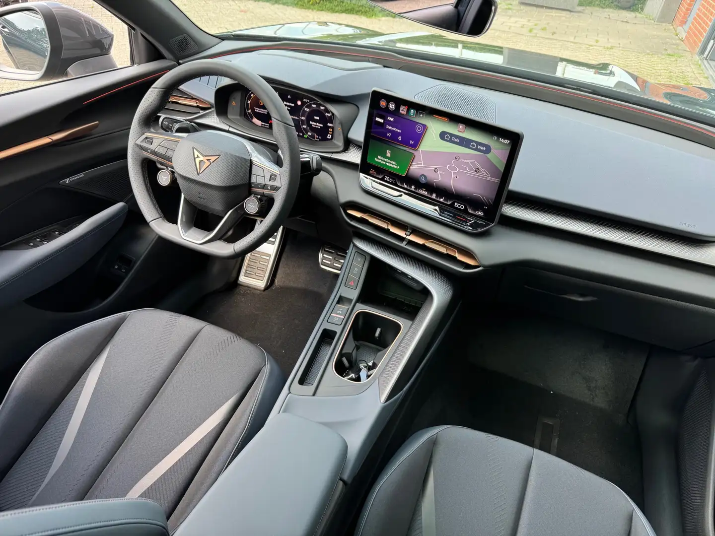 CUPRA Terramar 1.5 e-Hybrid 272pk DSG VZ Performance | Panoramada Bleu - 2