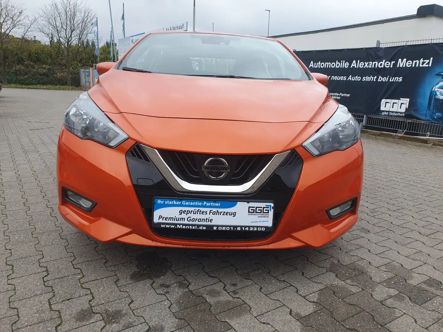 Nissan Micra N-Way KLIMAAUTOMATIK PDC 1-HAND Oranje - 2