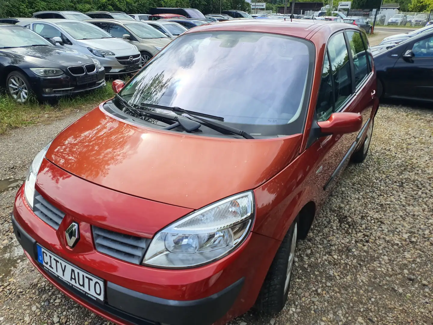 Renault Scenic 2.0 16V Luxe Dynamique Orange - 1