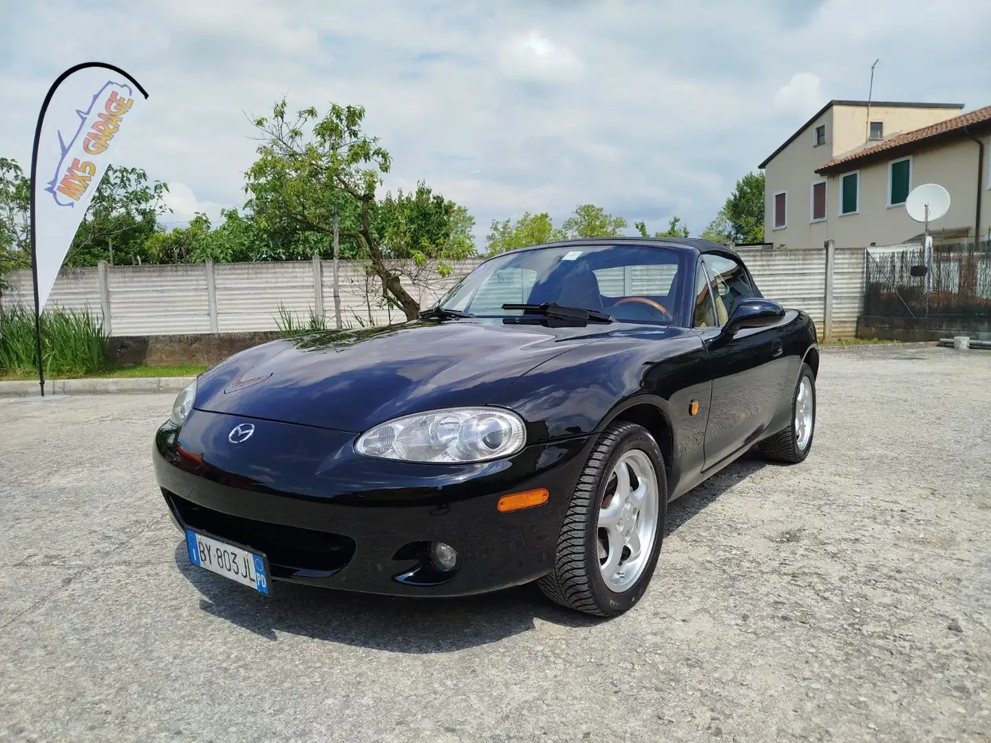 Mazda MX-5 NBFL 1.6 Černá - 1