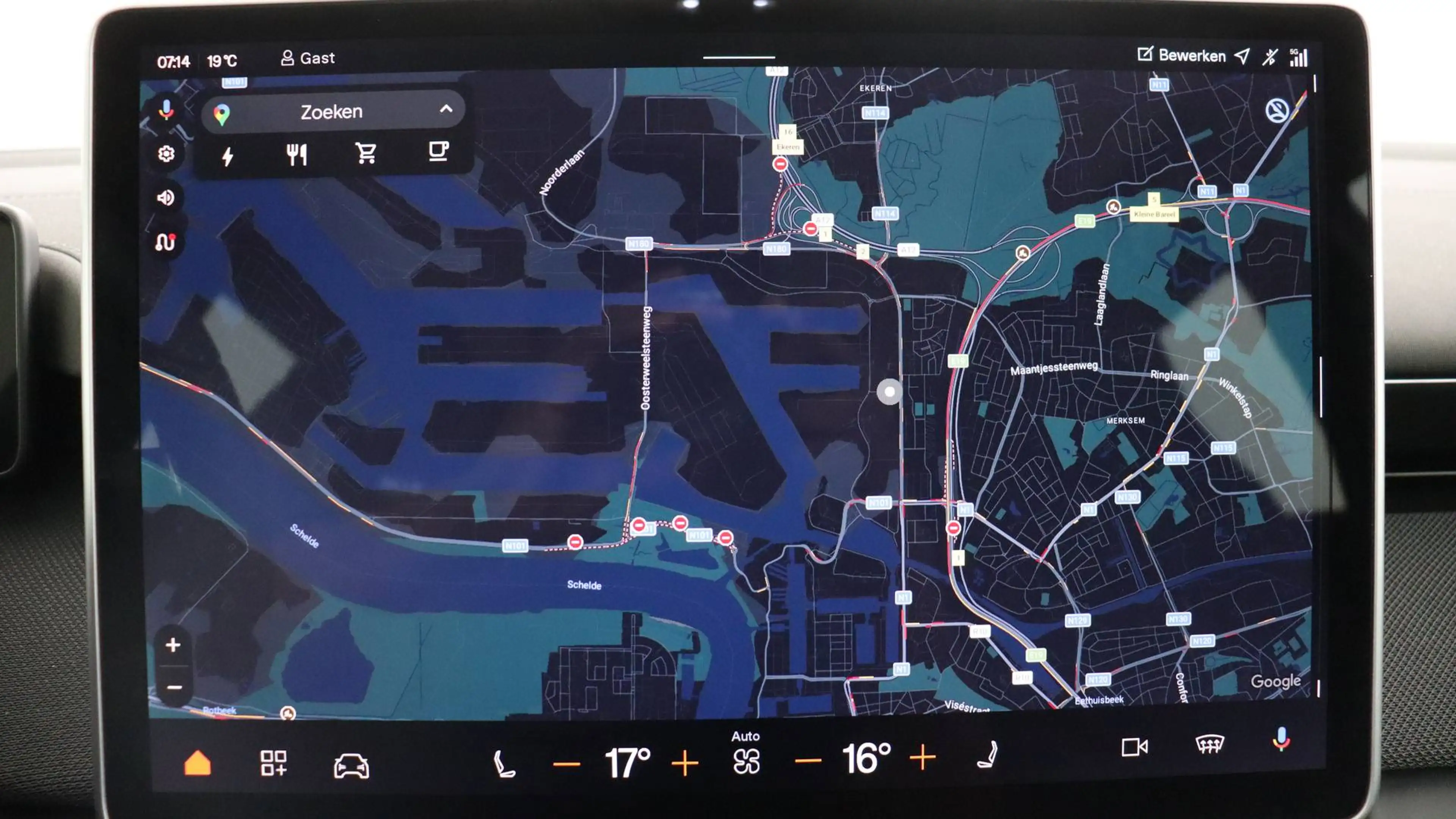 Polestar 4 100 kWh Long Range Single Motor MY26 Pilot — photo 15
