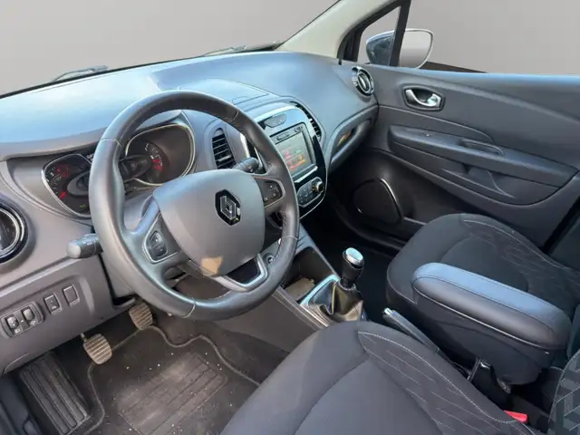 Renault Captur view 8