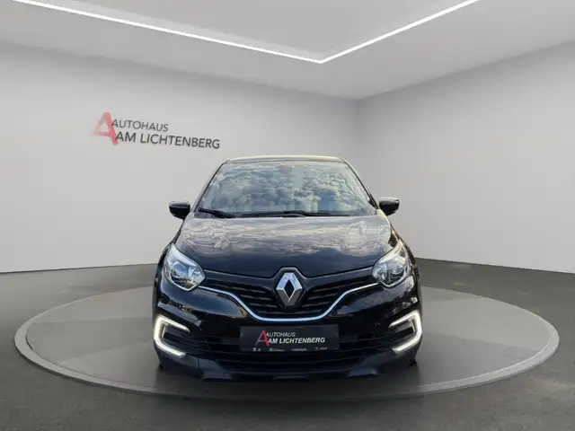 Renault Captur view 3