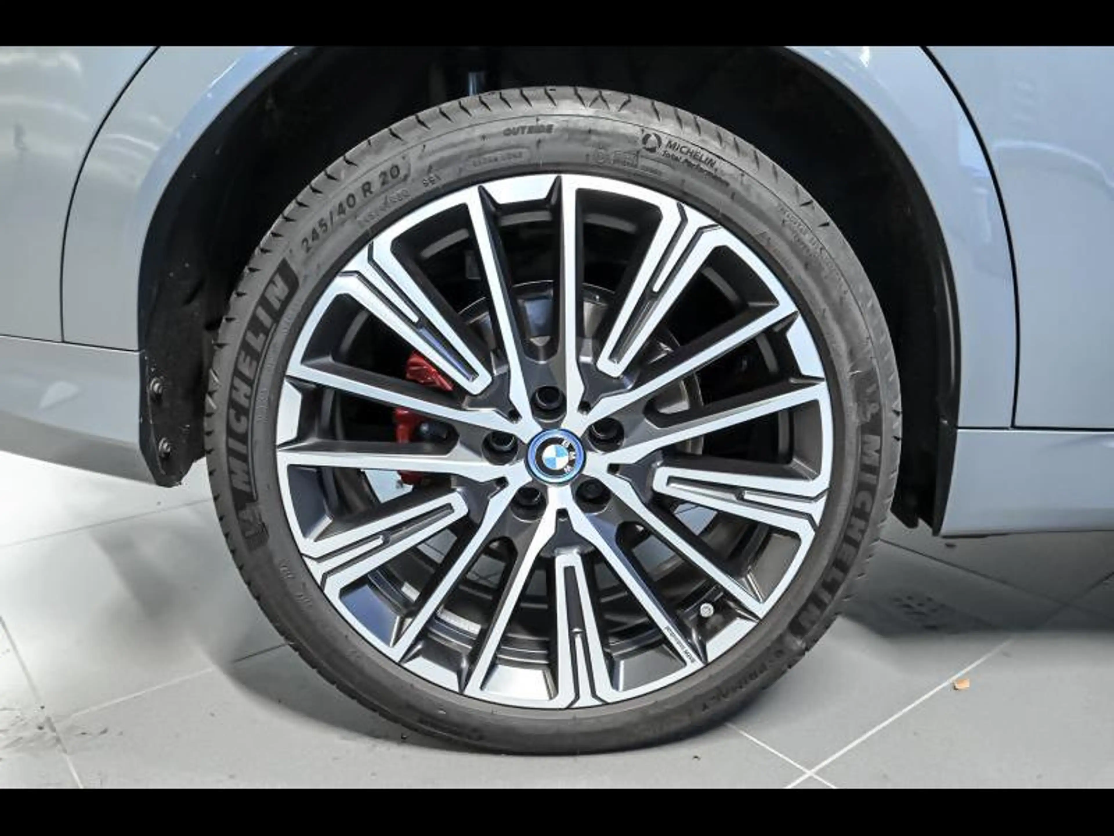 BMW iX2 xDrive30|MsportPro|H&K|Pano|Hud|360Cam — photo 4