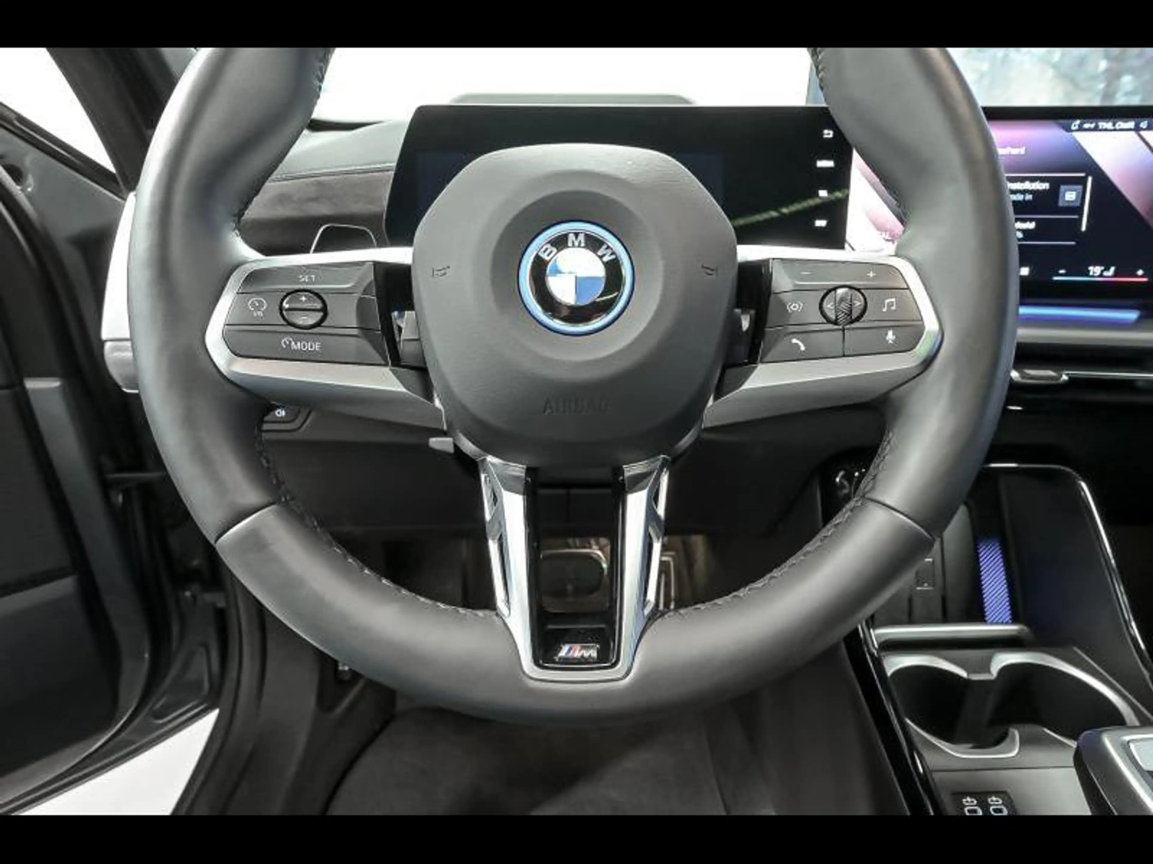 BMW iX2 xDrive30|MsportPro|H&K|Pano|Hud|360Cam — photo 7
