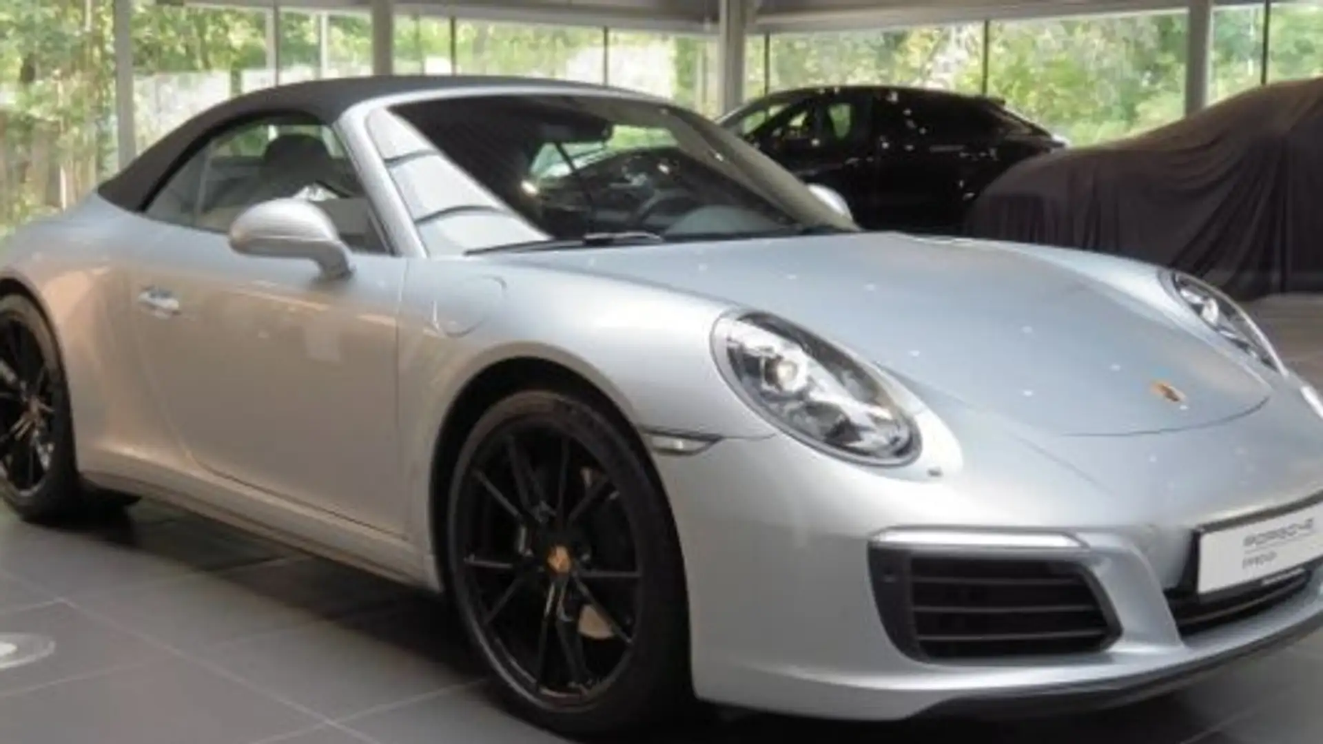 Porsche 991 Carrera 4 Cabriolet PDK Plateado - 2