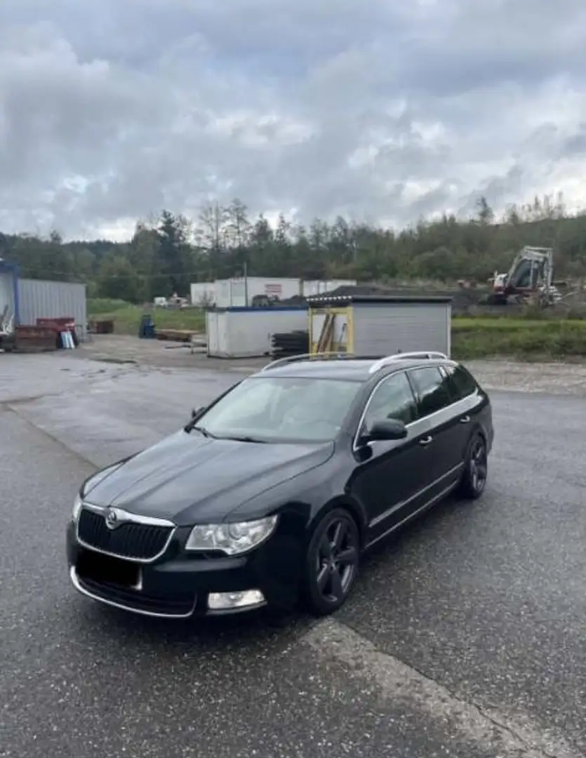 Skoda Superb Combi 4x4 Elegance 3,6 V6 FSI DSG - 1