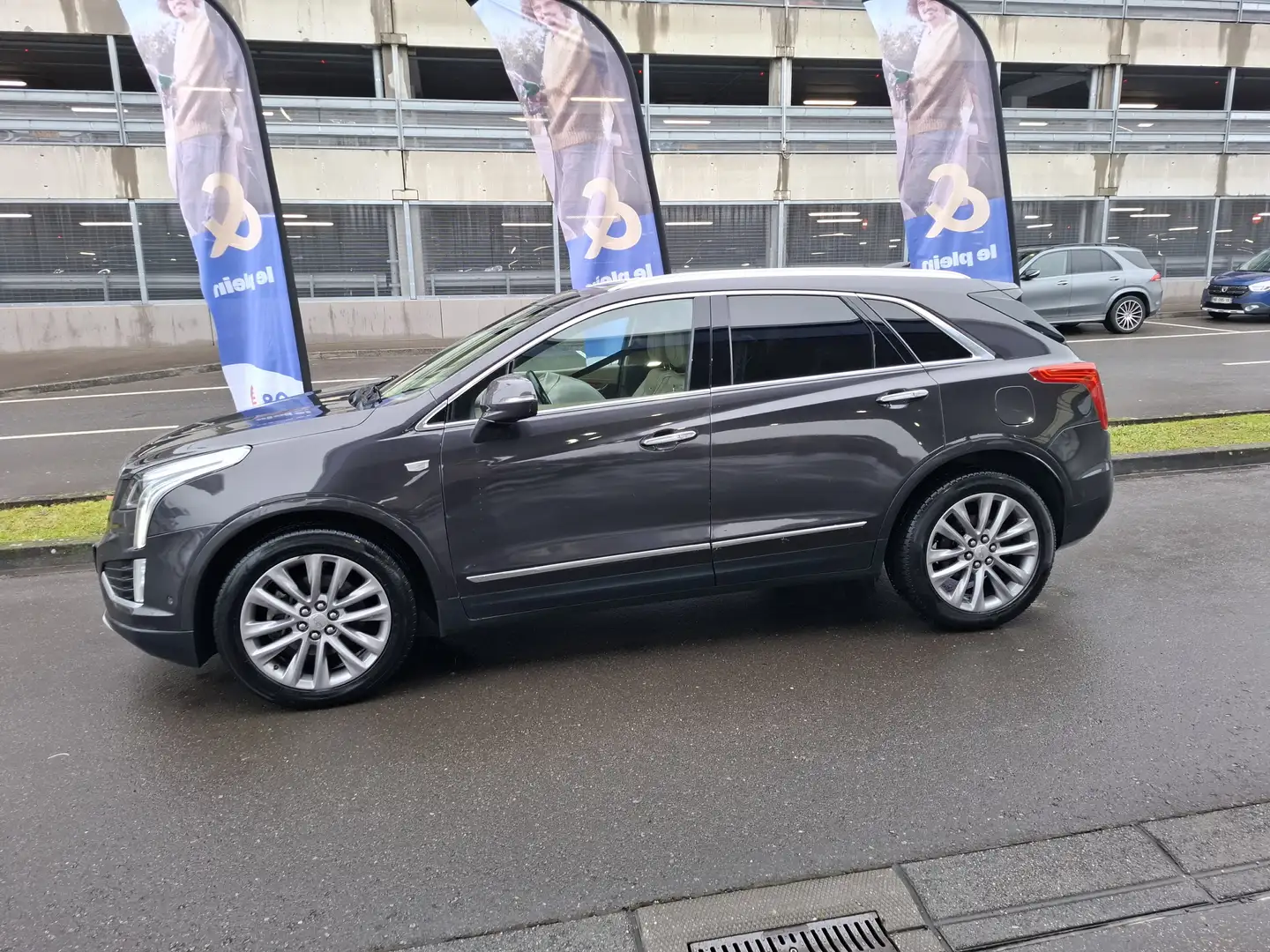 Cadillac XT5 XT5 3.6 V6 AWD Platinum Schwarz - 1