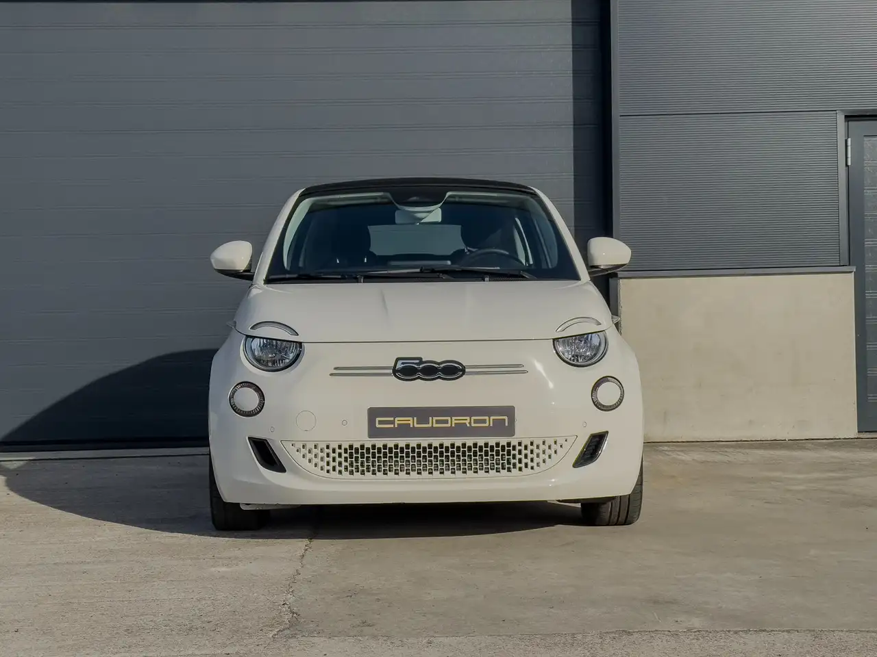 Fiat 500e Cabrio 43 kWh Long Range / Camera / 10″ Touchscreen 23
