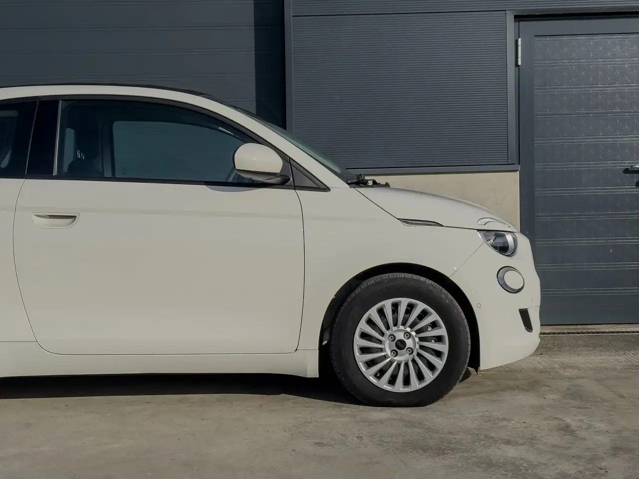 Fiat 500e Cabrio 43 kWh Long Range / Camera / 10″ Touchscreen 4