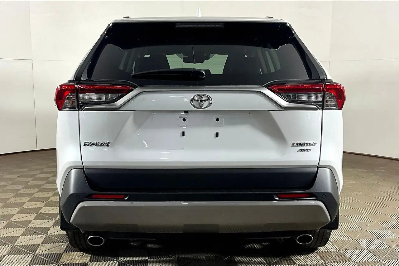 Toyota RAV 4 снимка Toyota RAV 4