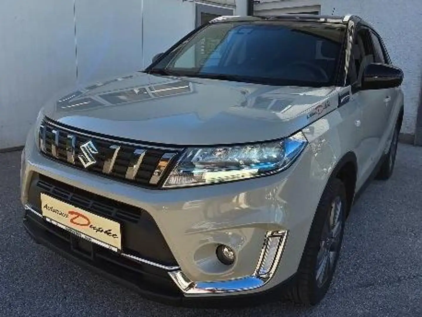 Suzuki Vitara Vitara 1,4 Hybrid ALLRAD Automatik Shine Beige - 1