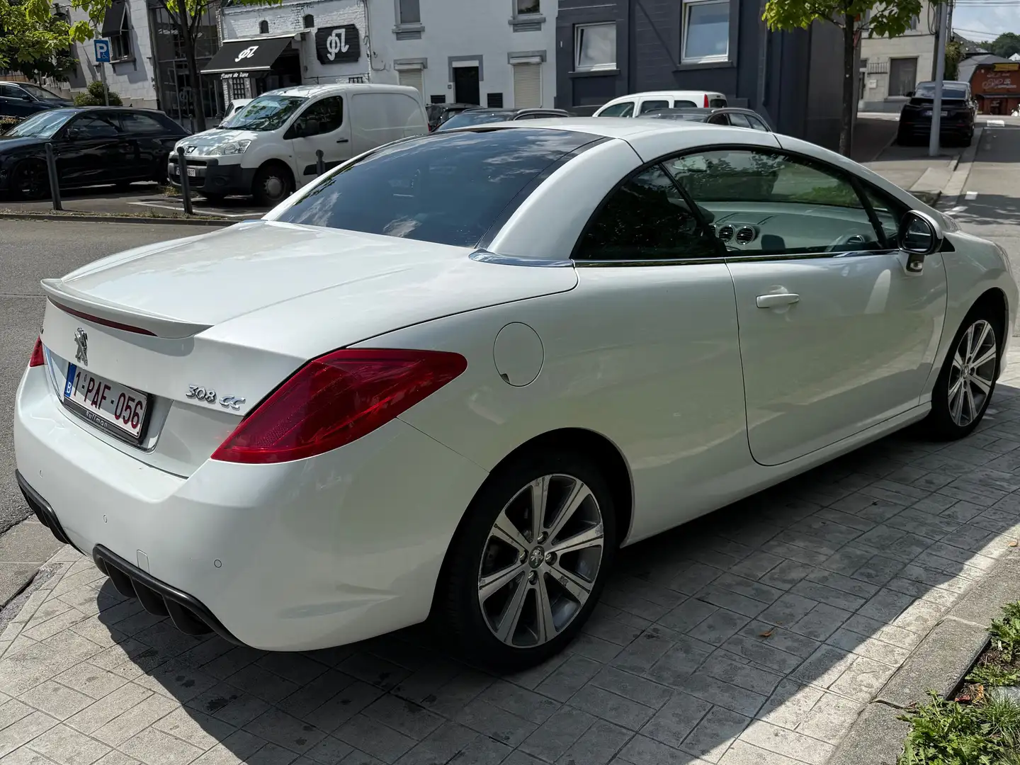 Peugeot 308 308 CC 2.0 HDi Feline Wit - 2