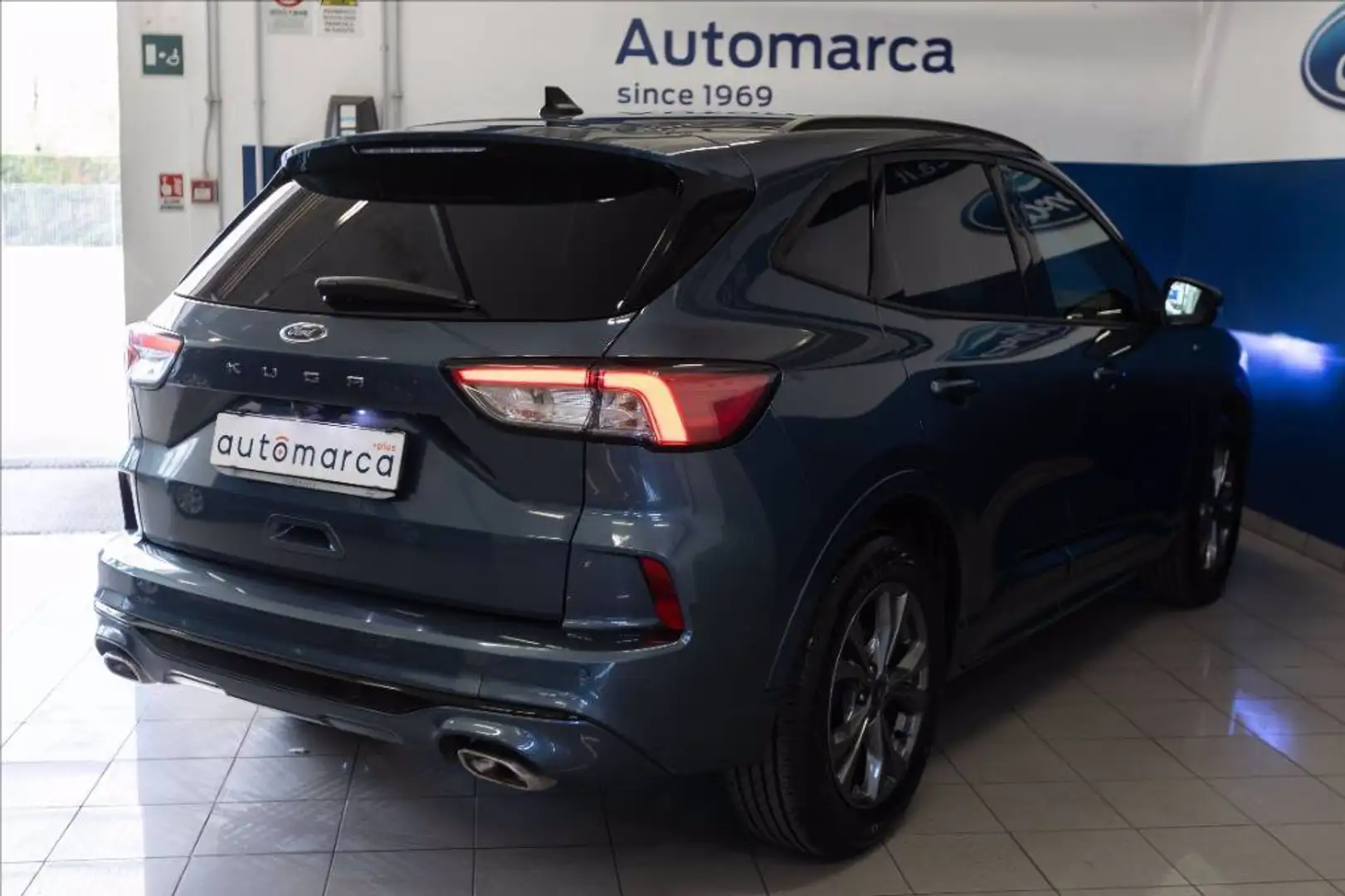 Ford Kuga 1.5 ecoblue ST-Line X 2wd 120cv auto Blu/Azzurro - 2