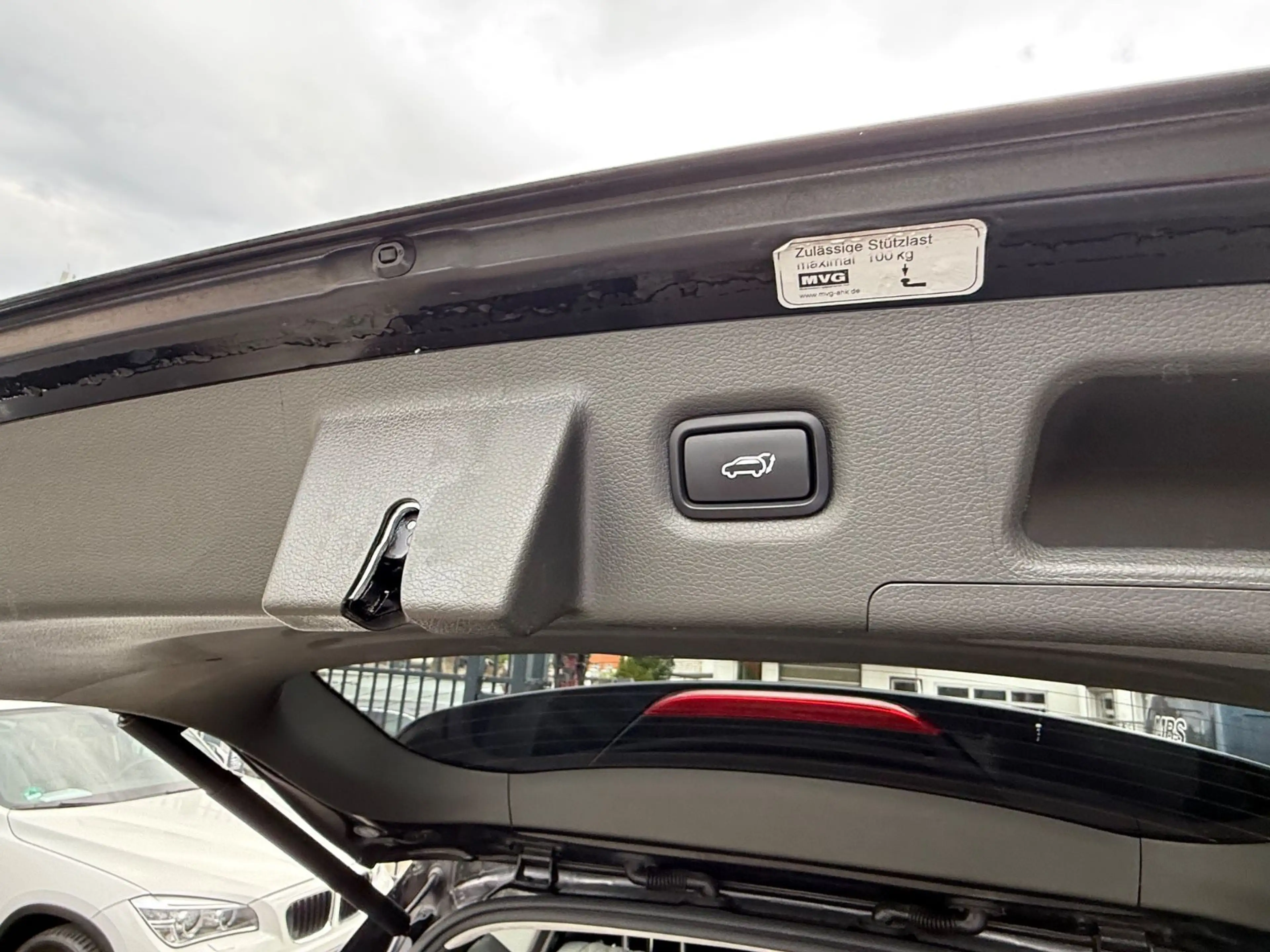 Hyundai SANTA FE 2,2 CRDi Signature 4WD 7-Sitzer Voll — photo 10