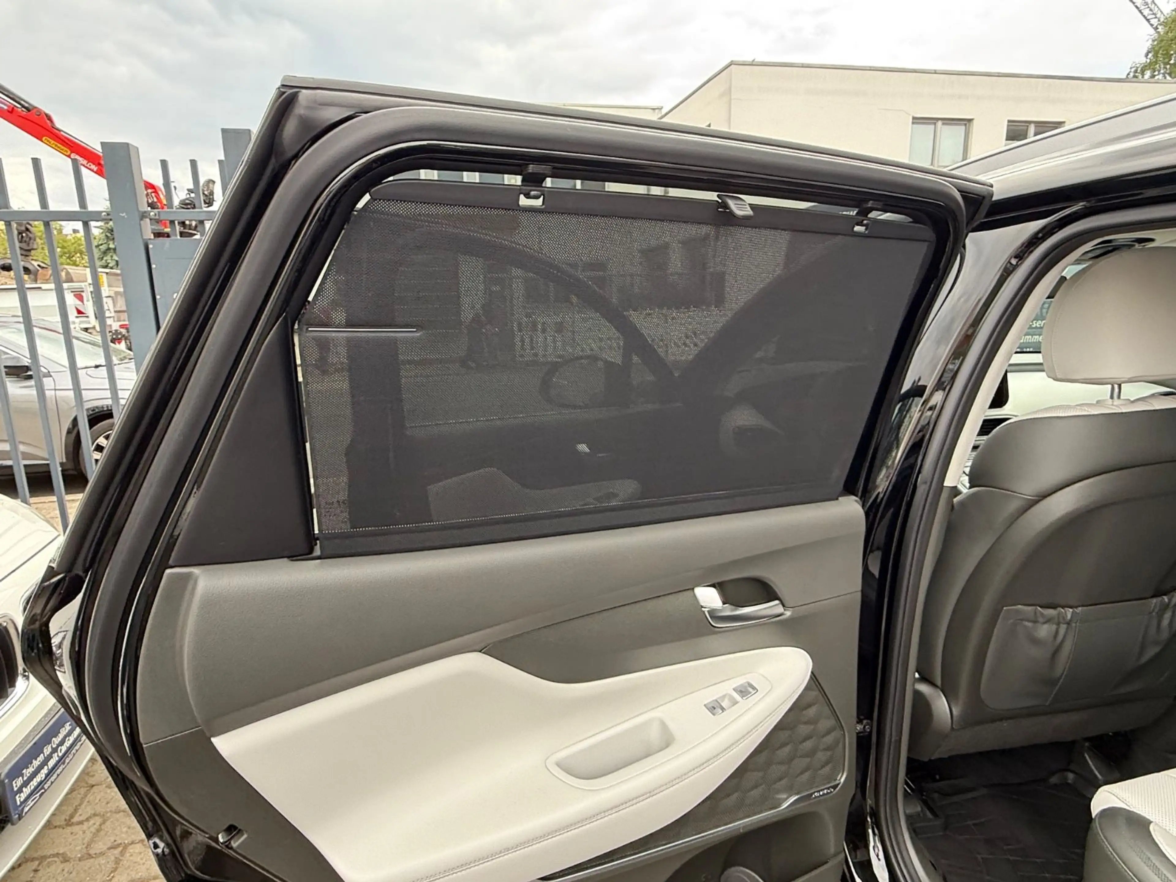 Hyundai SANTA FE 2,2 CRDi Signature 4WD 7-Sitzer Voll — photo 13