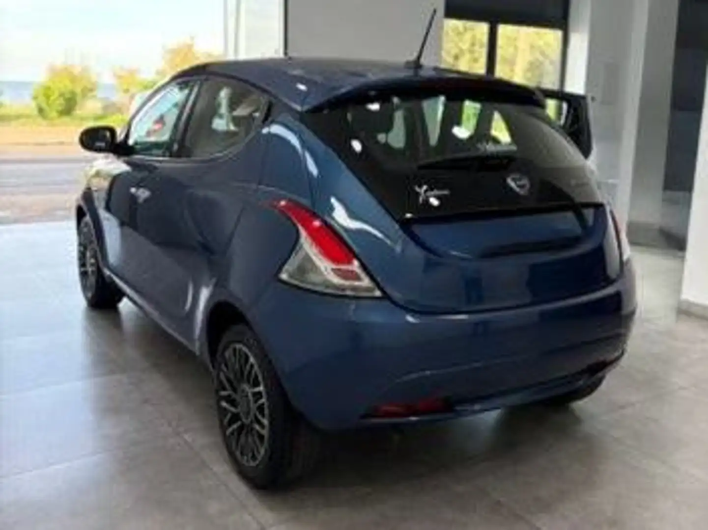 Lancia Ypsilon Ypsilon 1.0 firefly hybrid Gold s Blu/Azzurro - 2