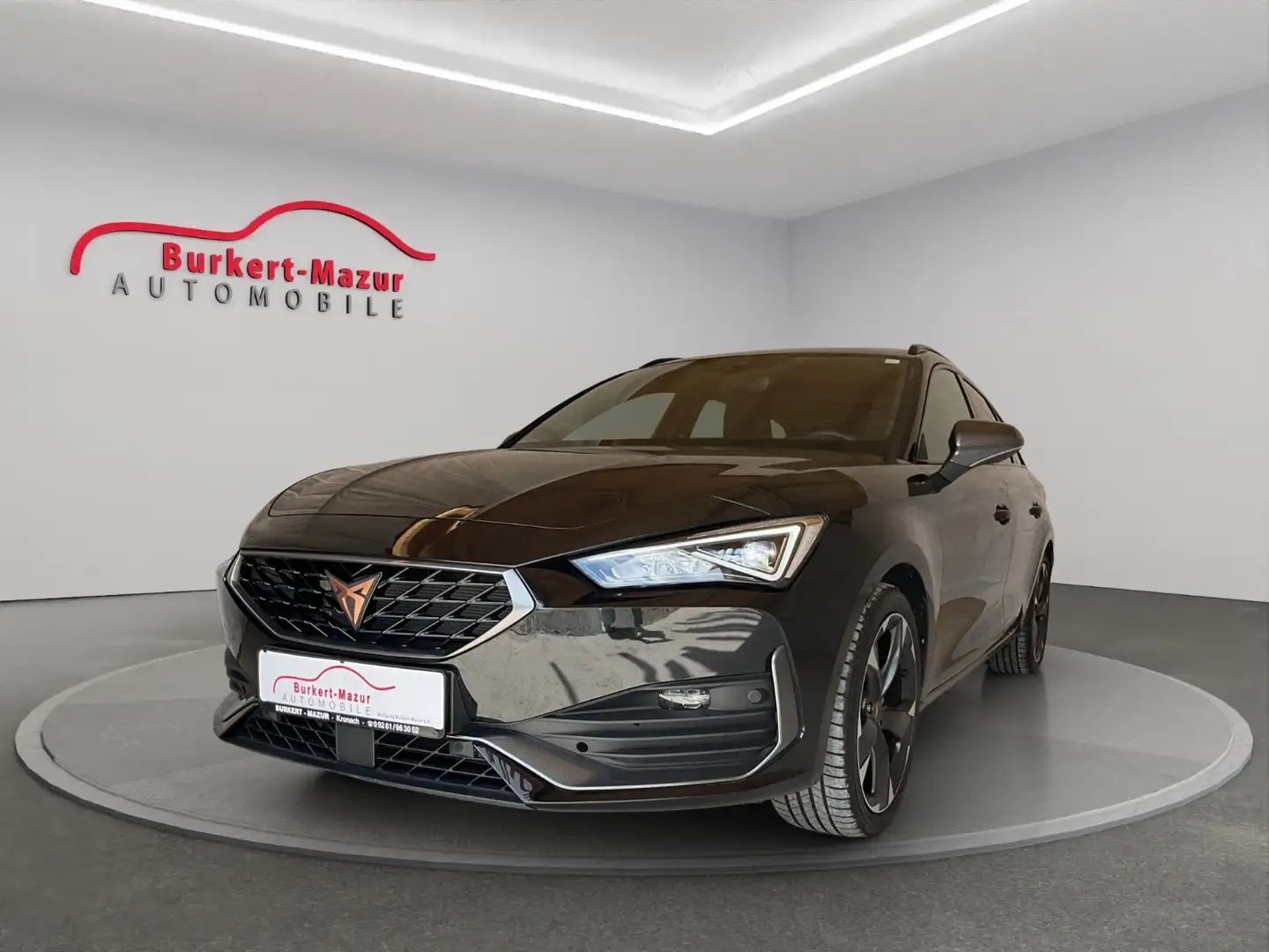 CUPRA Leon Sportstourer 1.5 eTSI*NAVI*PANO*ACC*BEATS* Negro - 1