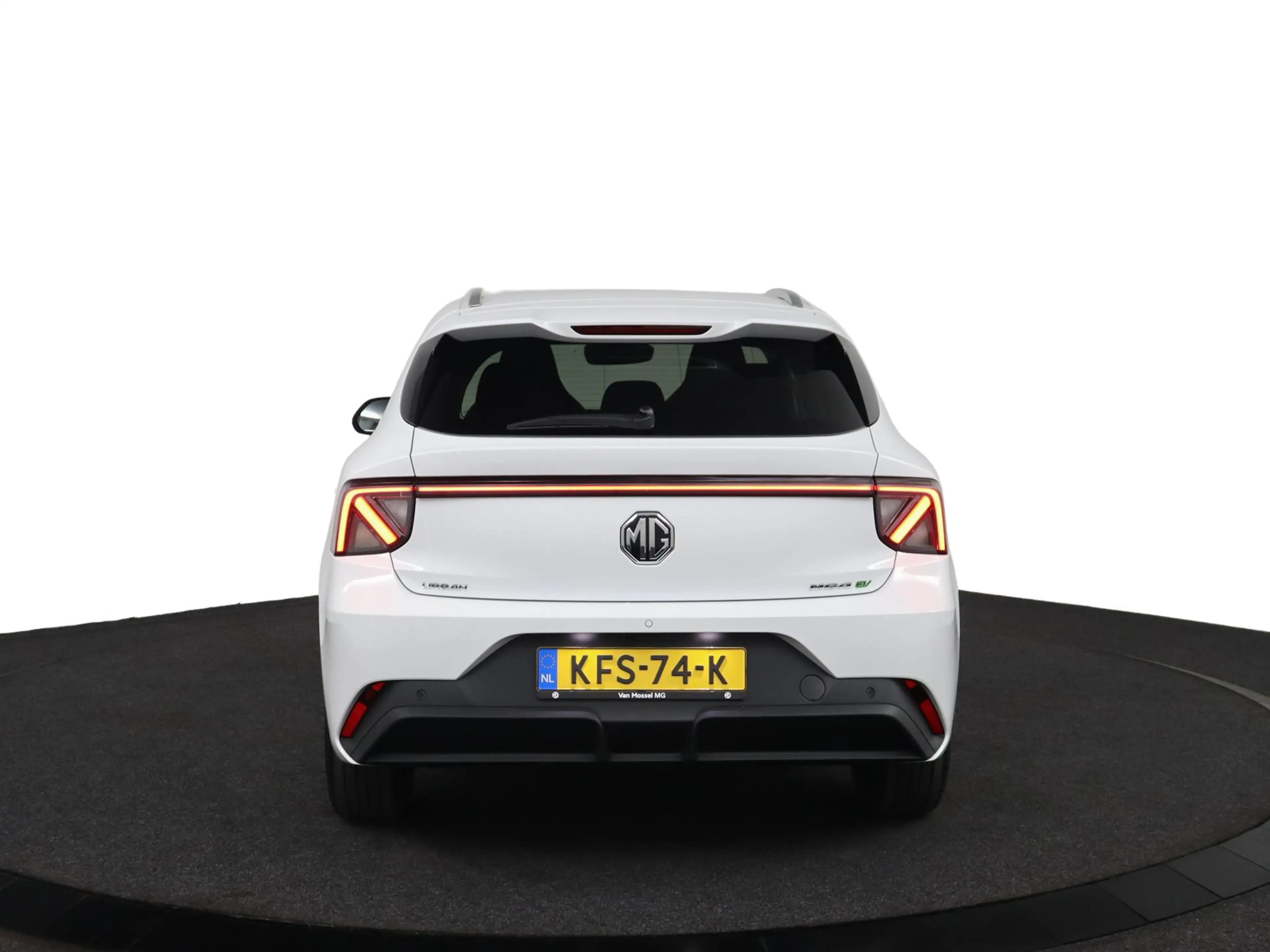 MG MG4 Electric Urban Premium 54 kWh | Navi | ACC | 360° — photo 6