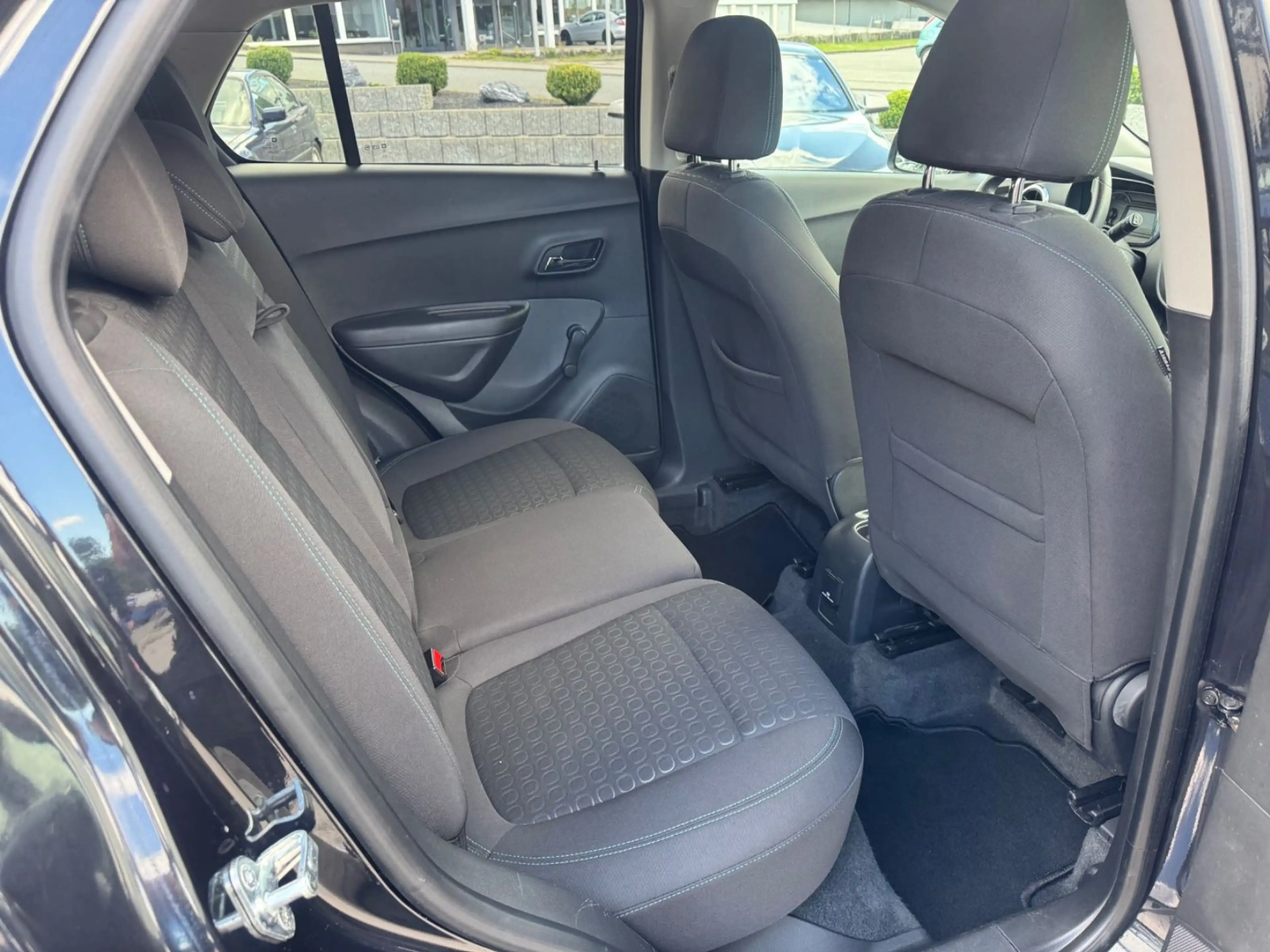 Chevrolet Trax 4x4 LS+/AHK/Tempomat/PDC/Allwetter — photo 12