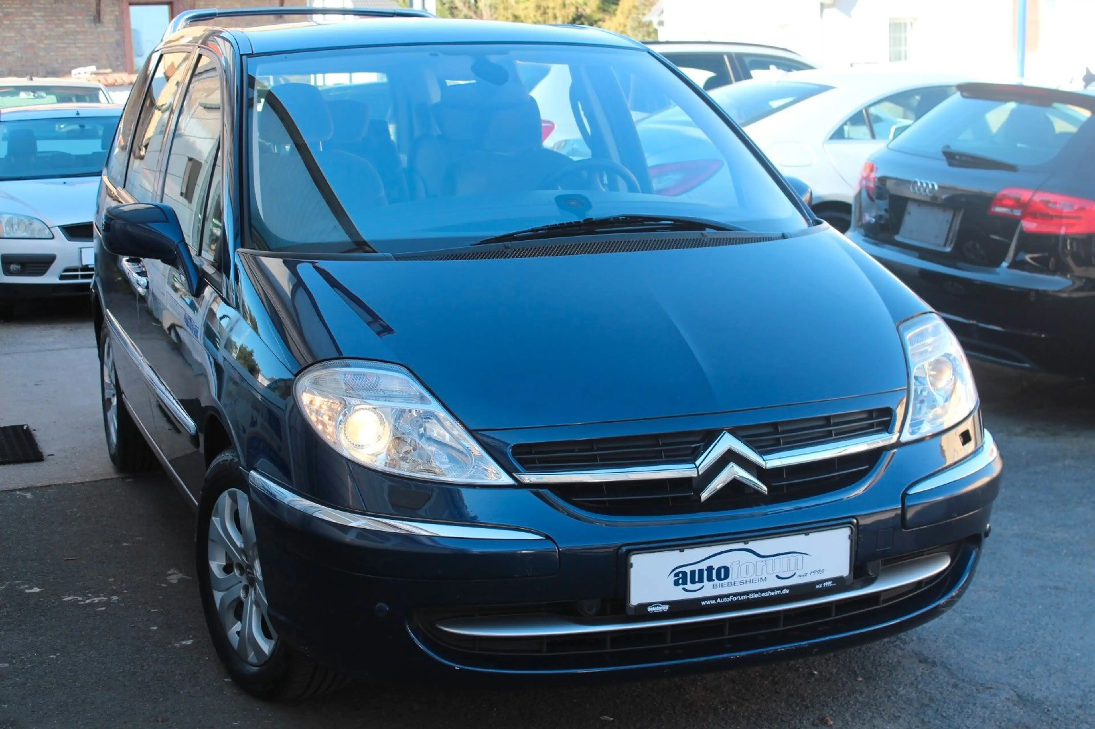 Citroen C8 2.2 HDi Exclusive Sitzheizung*Xenon*1. Hand — photo 4