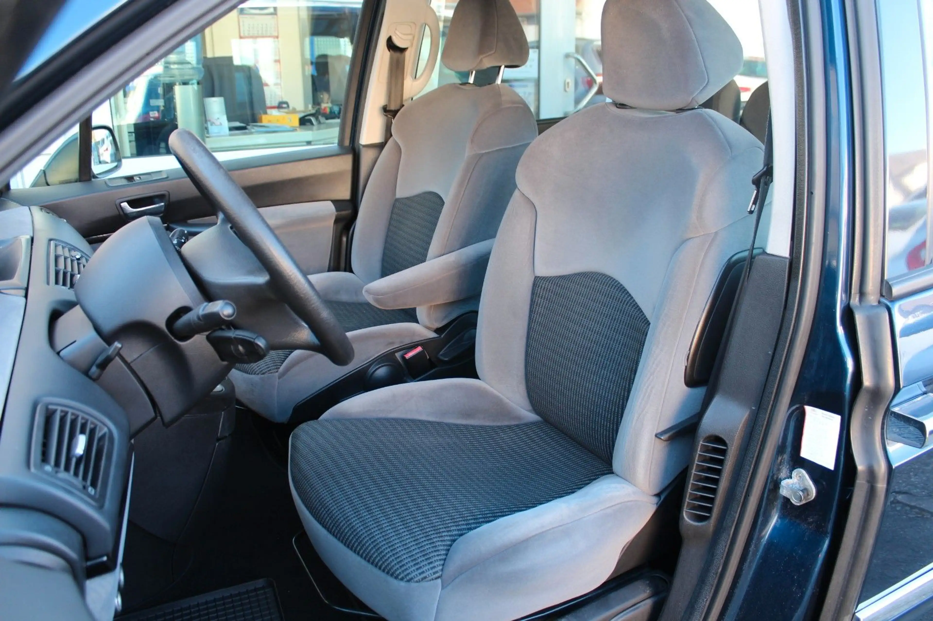 Citroen C8 2.2 HDi Exclusive Sitzheizung*Xenon*1. Hand — photo 9