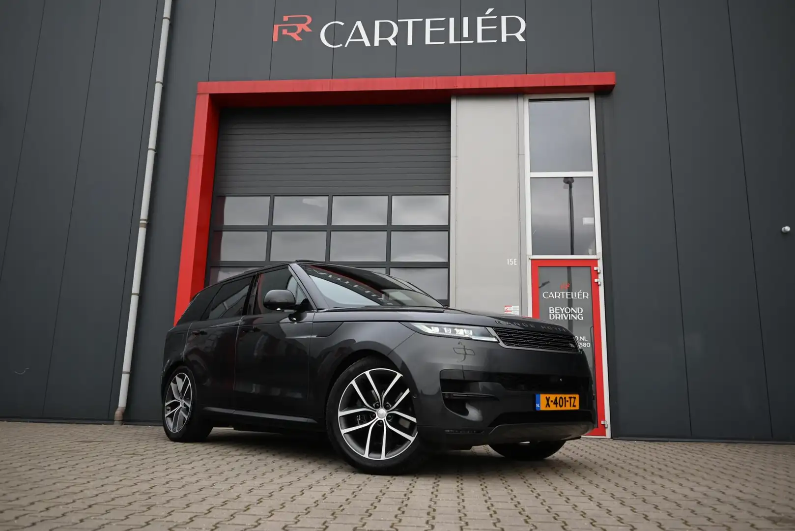 Land Rover Range Rover Sport 3.0 P460e SE PHEV | PANO | LUCHTVERING | MERIDIAN - 2