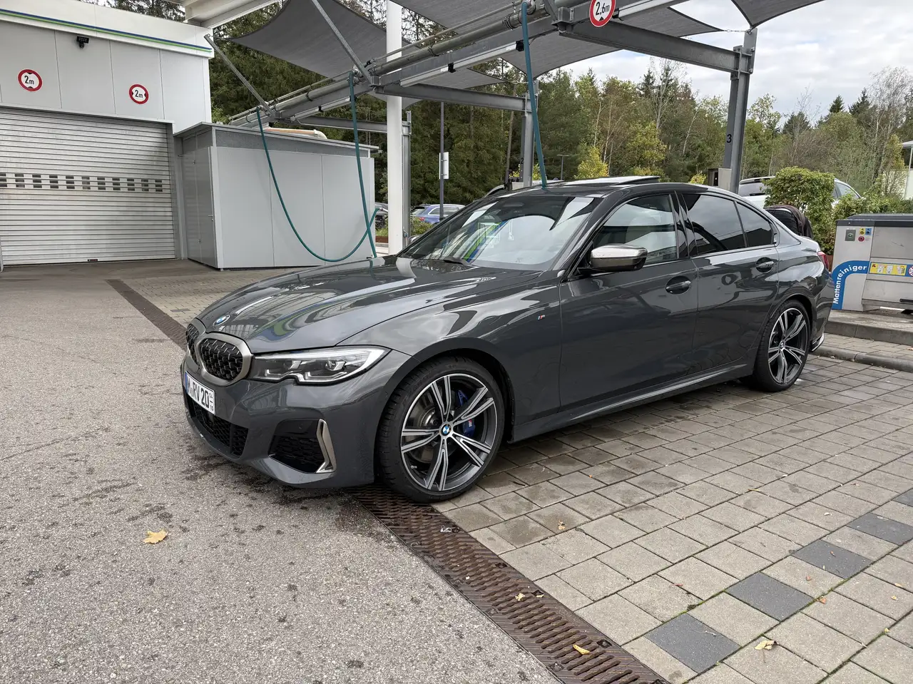 BMW 340 M340i xDrive LCI — photo 1 of 19