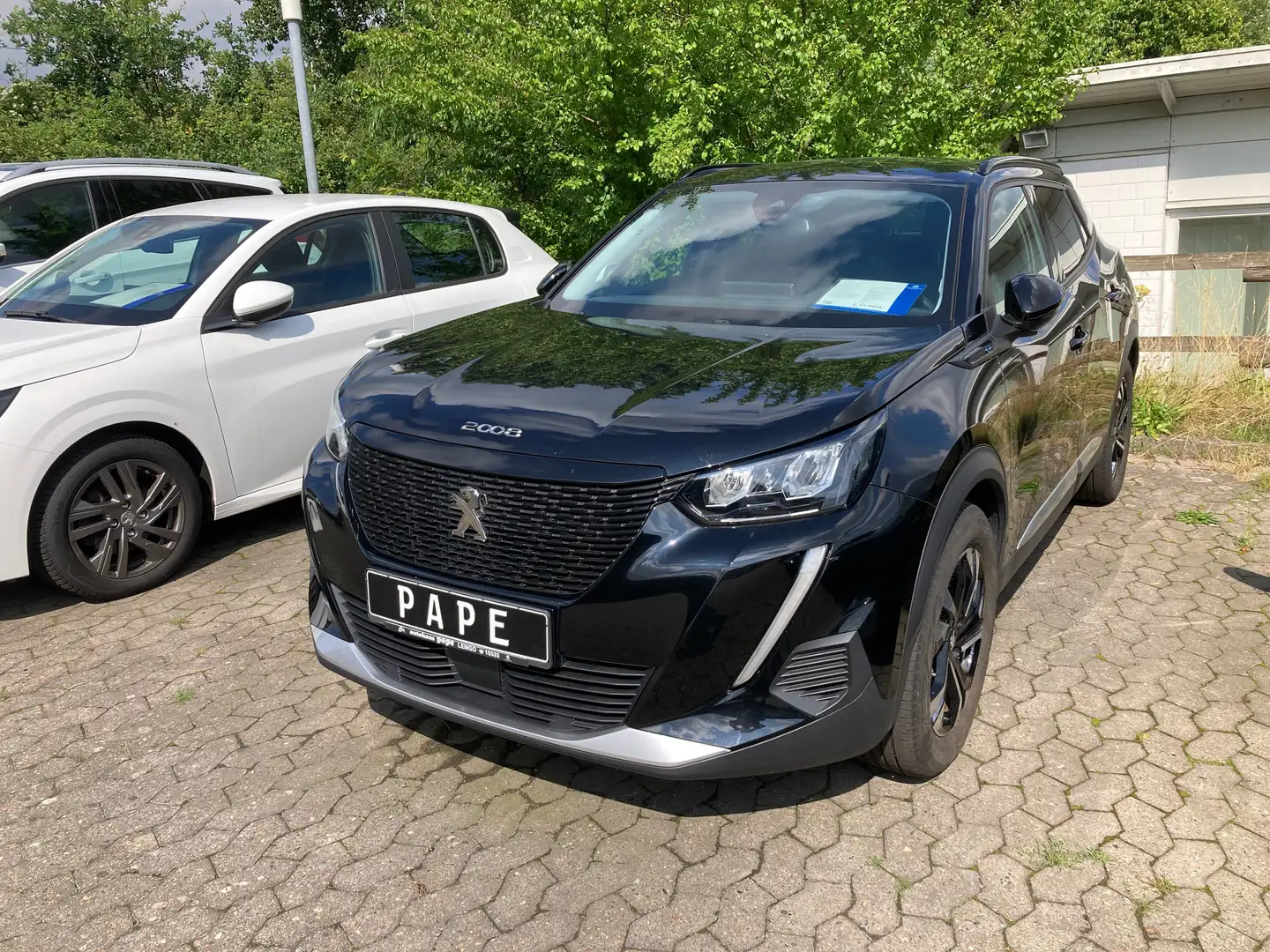 Peugeot 2008 e- Allure Pack Schwarz - 1